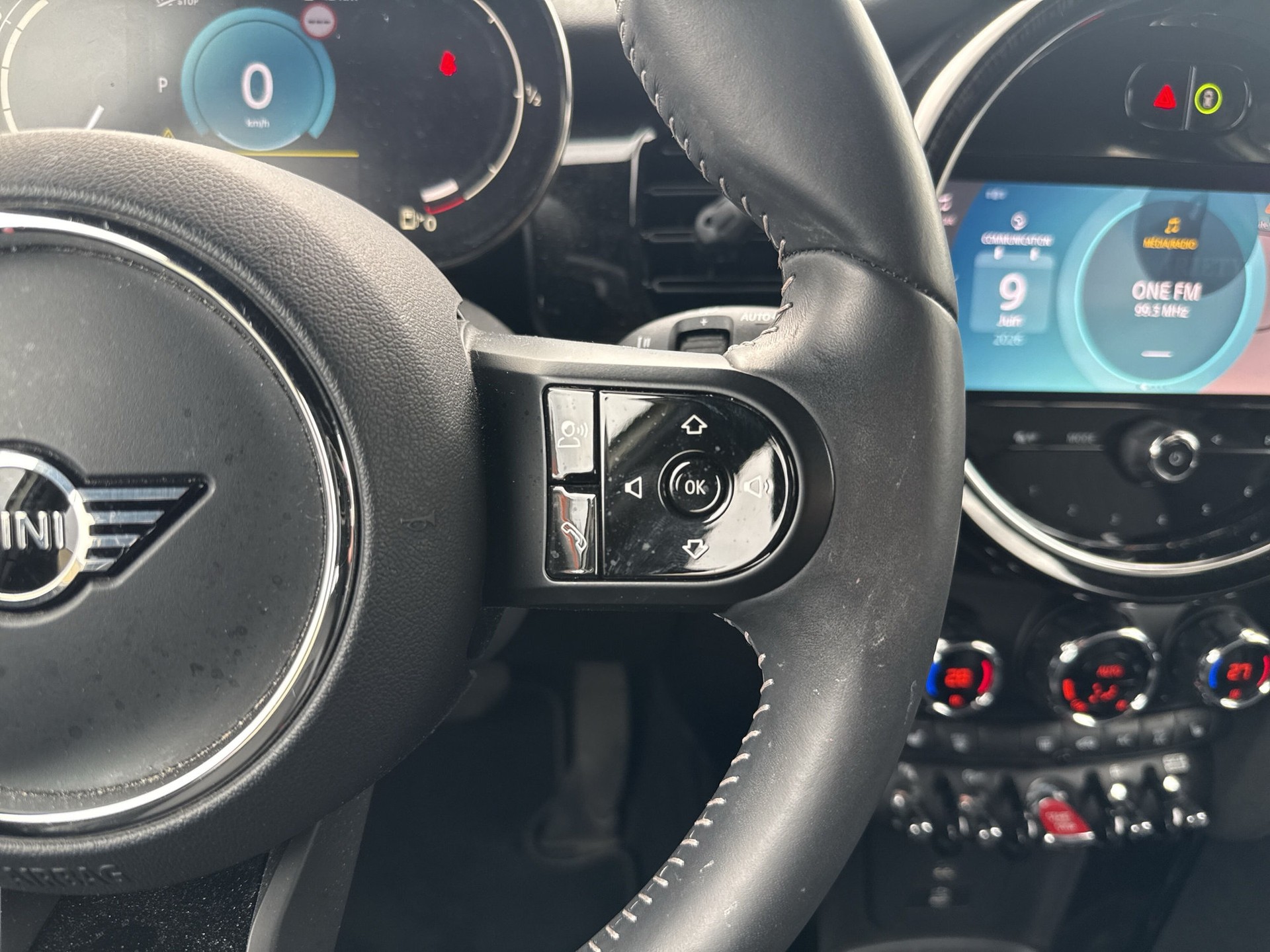 MINI Cooper Steptronic DKG-image-15