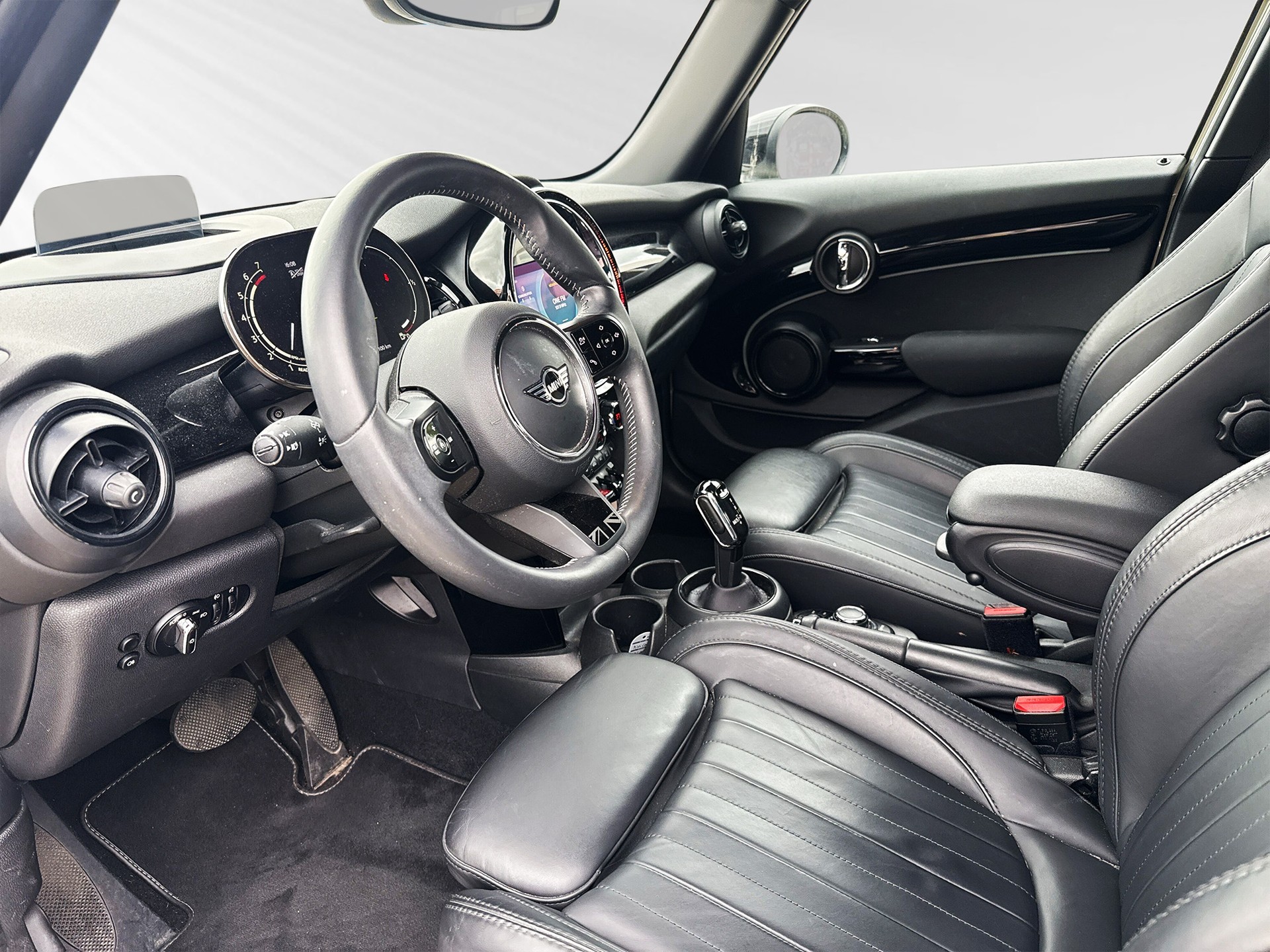 MINI Cooper Steptronic DKG-image-3
