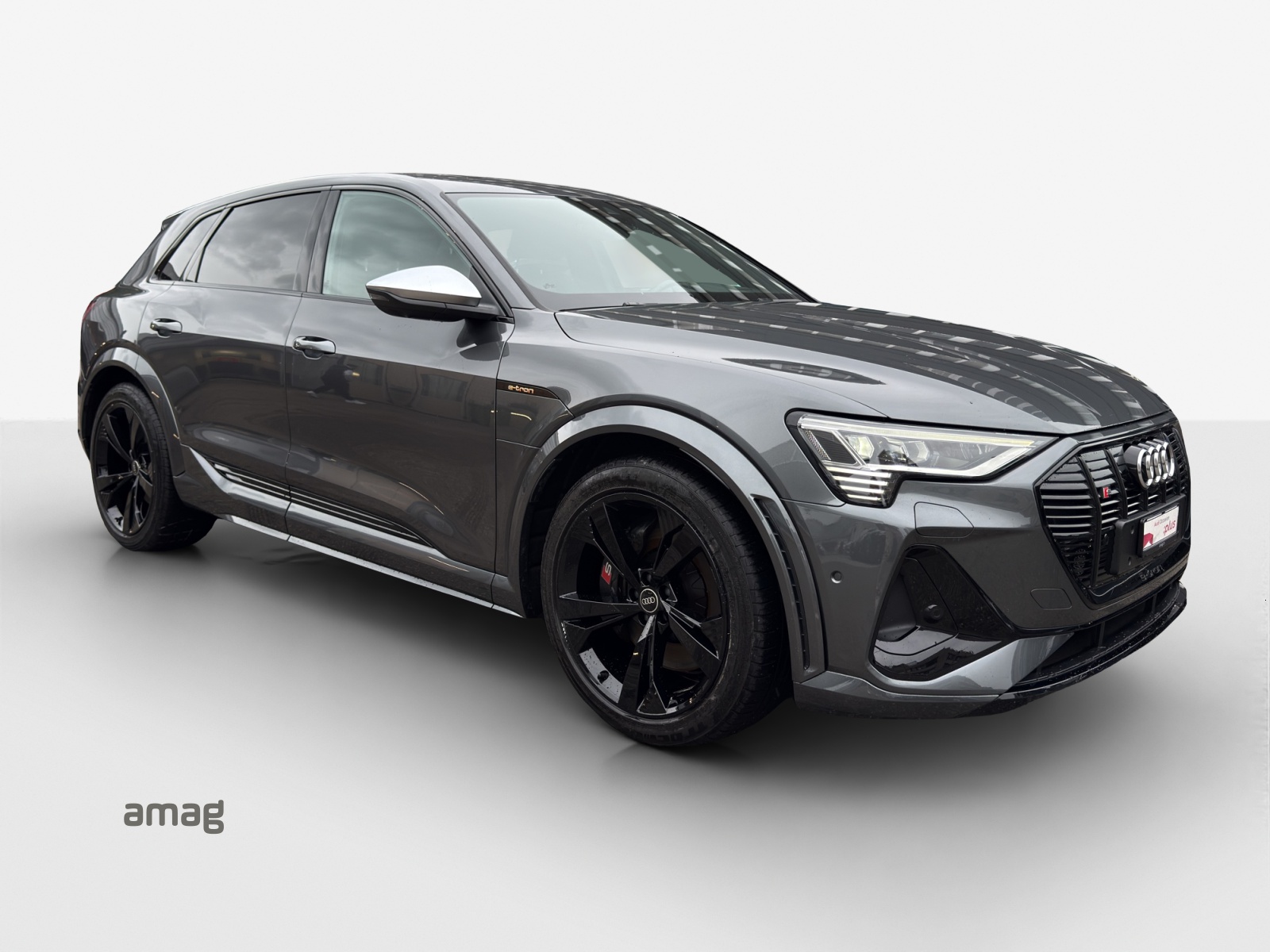 AUDI e-tron S quattro-image-6