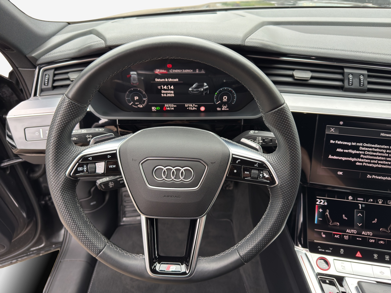 AUDI e-tron S quattro-image-10