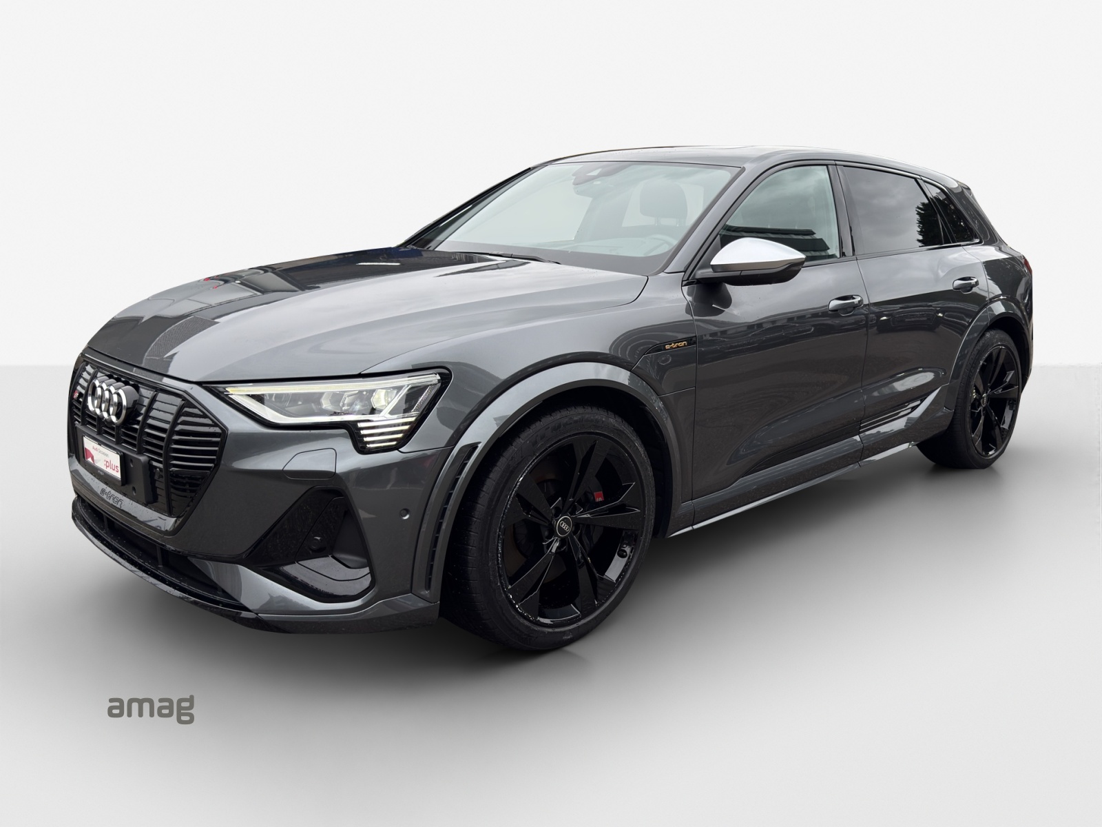 AUDI e-tron S quattro-image-0