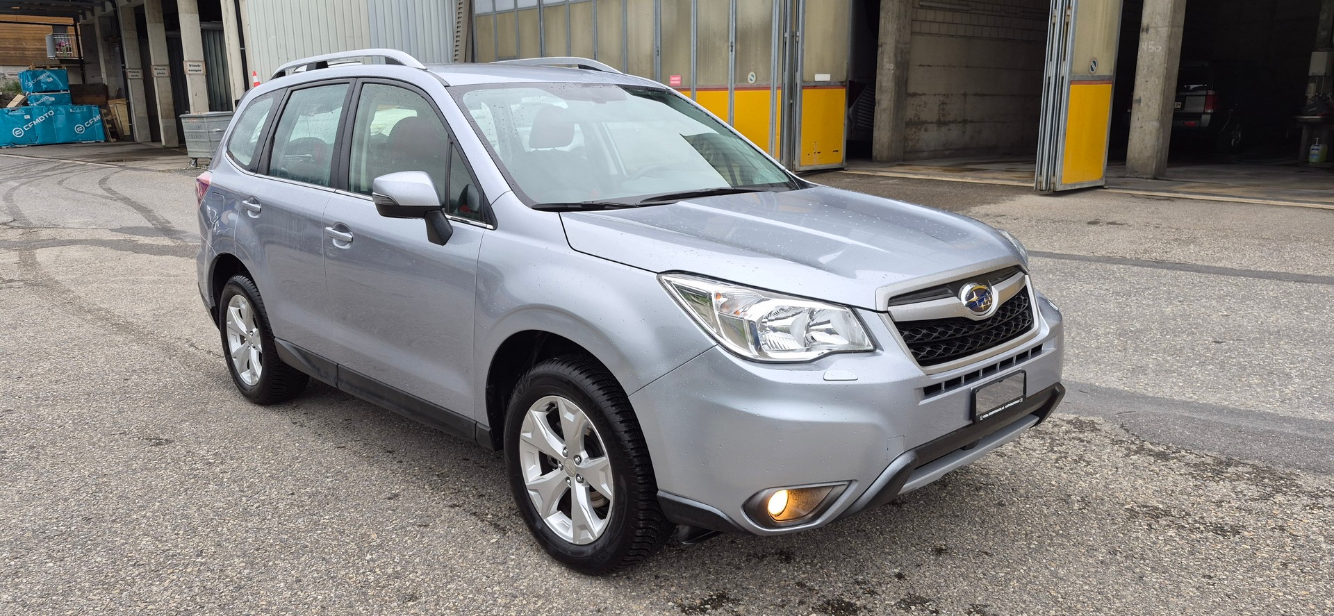 SUBARU Forester 2.0i Swiss-image-2