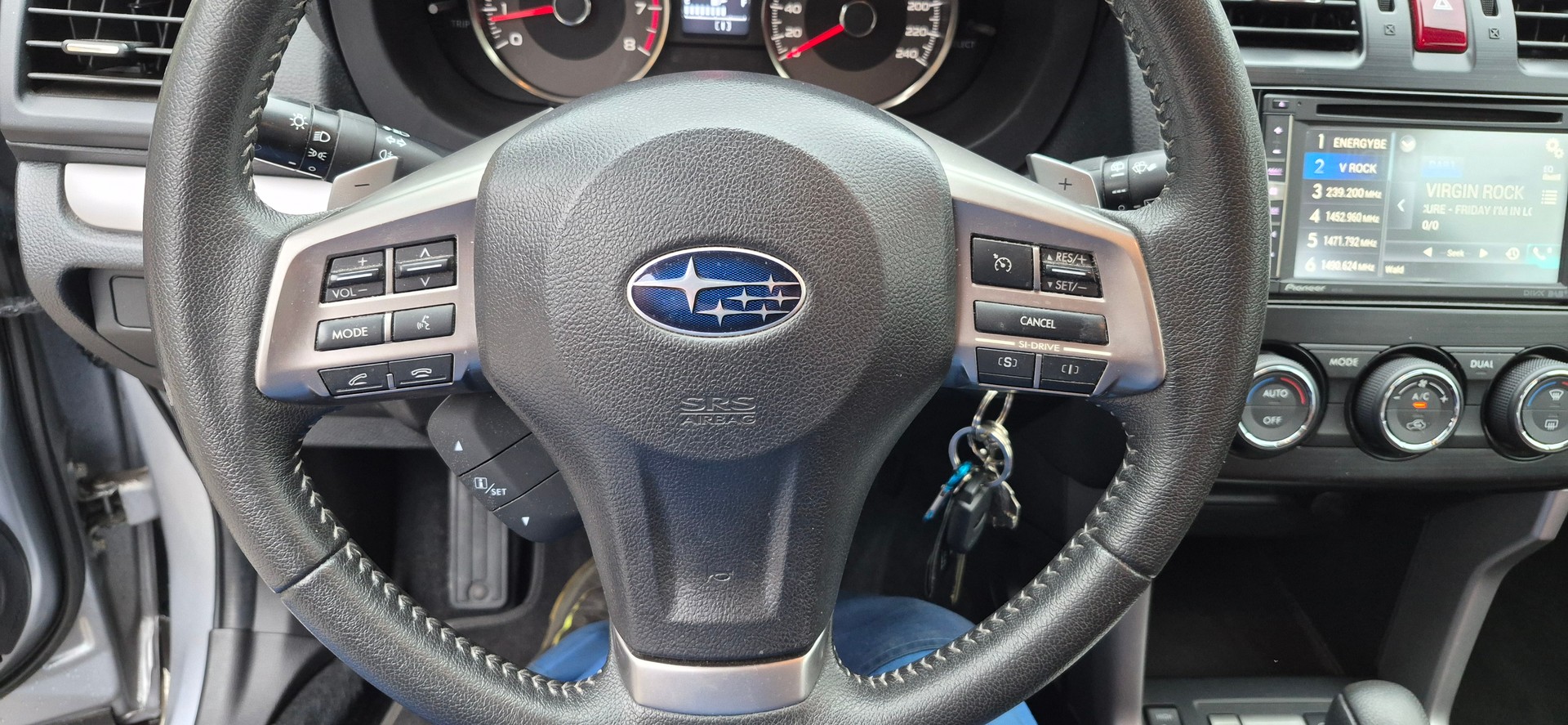 SUBARU Forester 2.0i Swiss-image-13
