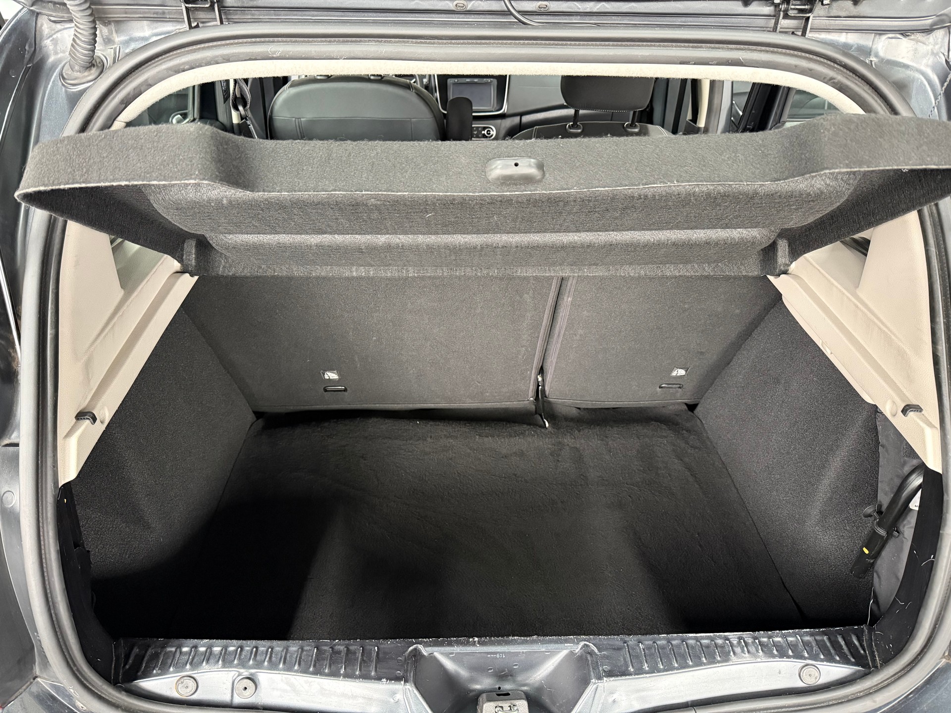 DACIA Sandero Tce 90 Stepway-image-12