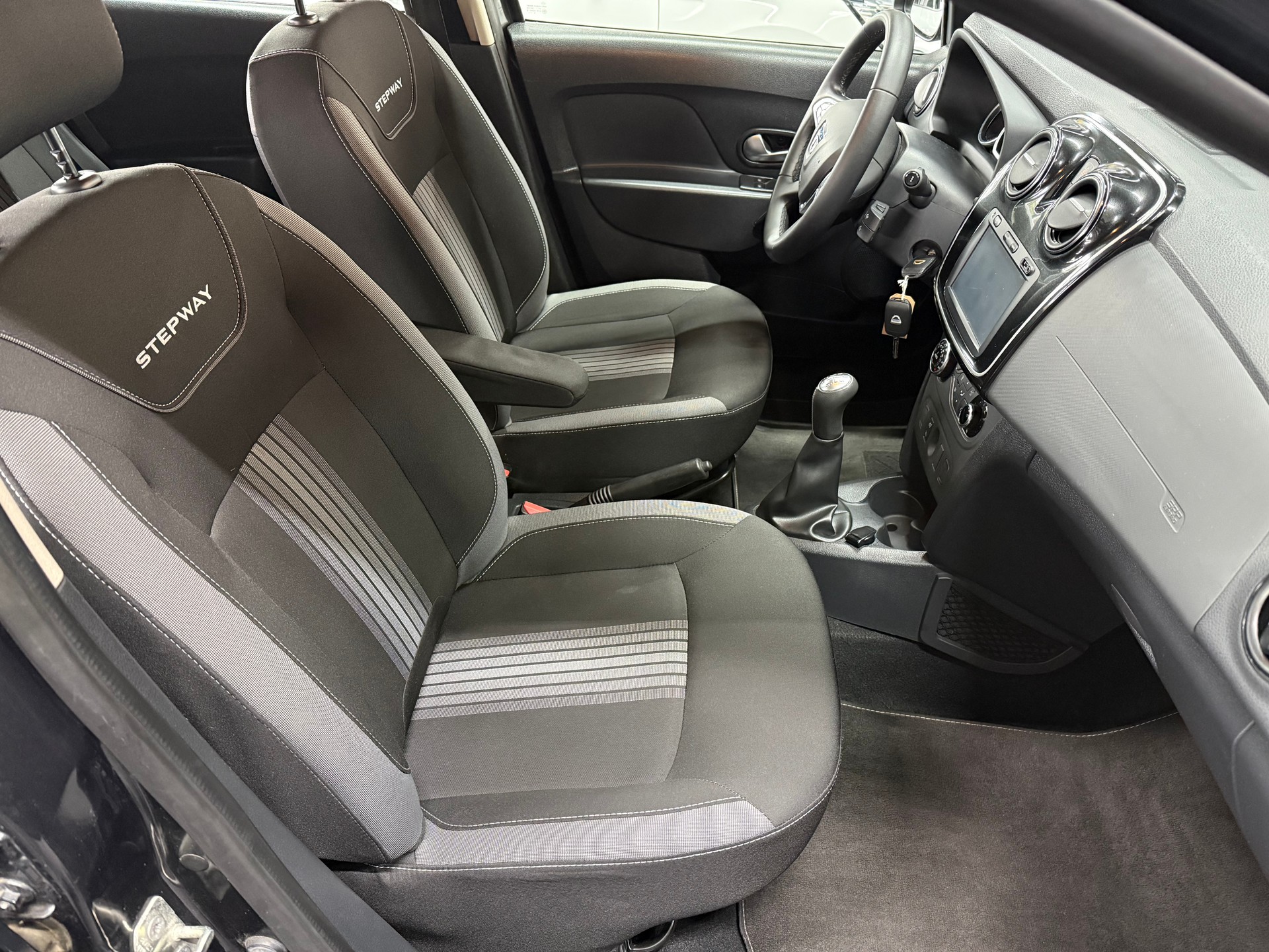 DACIA Sandero Tce 90 Stepway-image-9