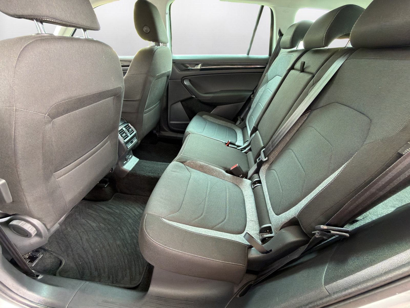 SKODA Kodiaq 2.0 TSI DSG Drive 4x4-image-10