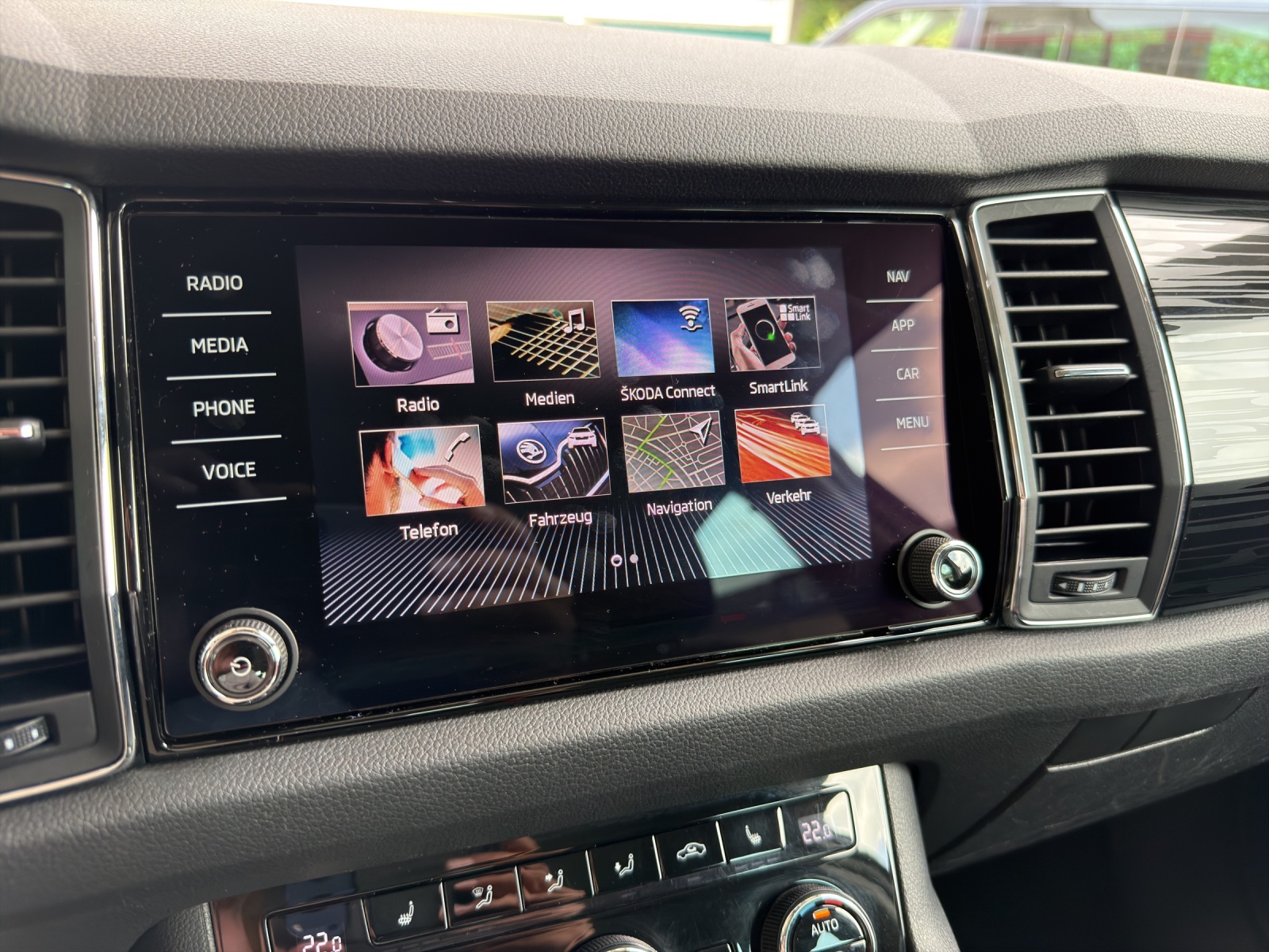 SKODA Kodiaq 2.0 TSI DSG Drive 4x4-image-8