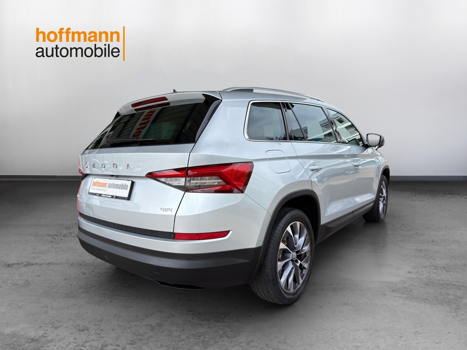 SKODA Kodiaq 2.0 TSI DSG Drive 4x4-image-3