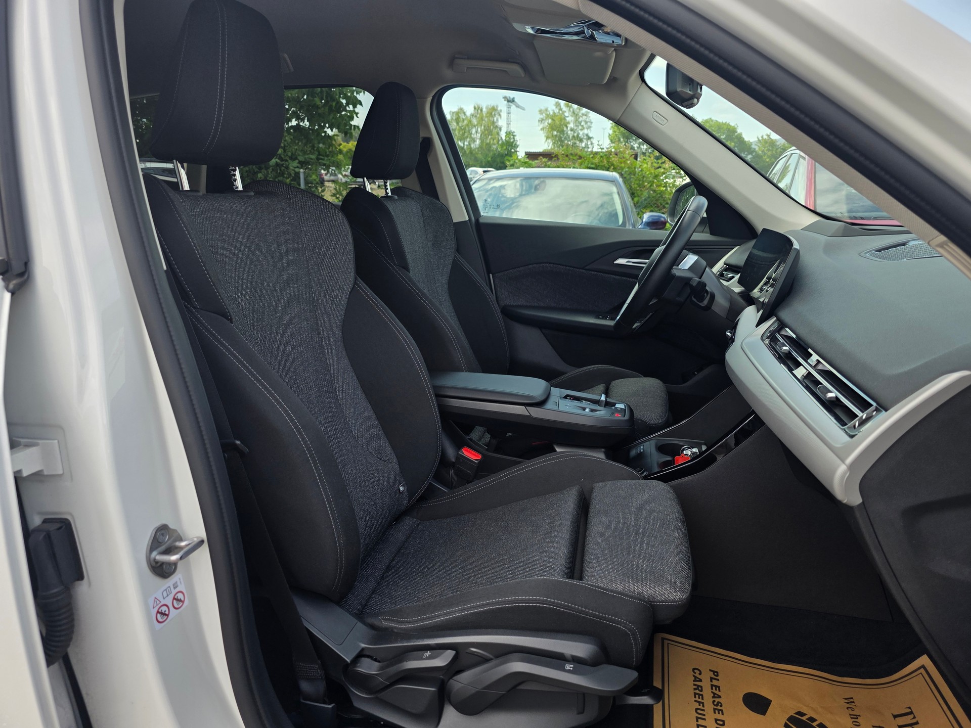 BMW X1 xDrive20d 48V | 2023 | 4x4 | Top Ausstattung | CH-Fahrzeug-image-21