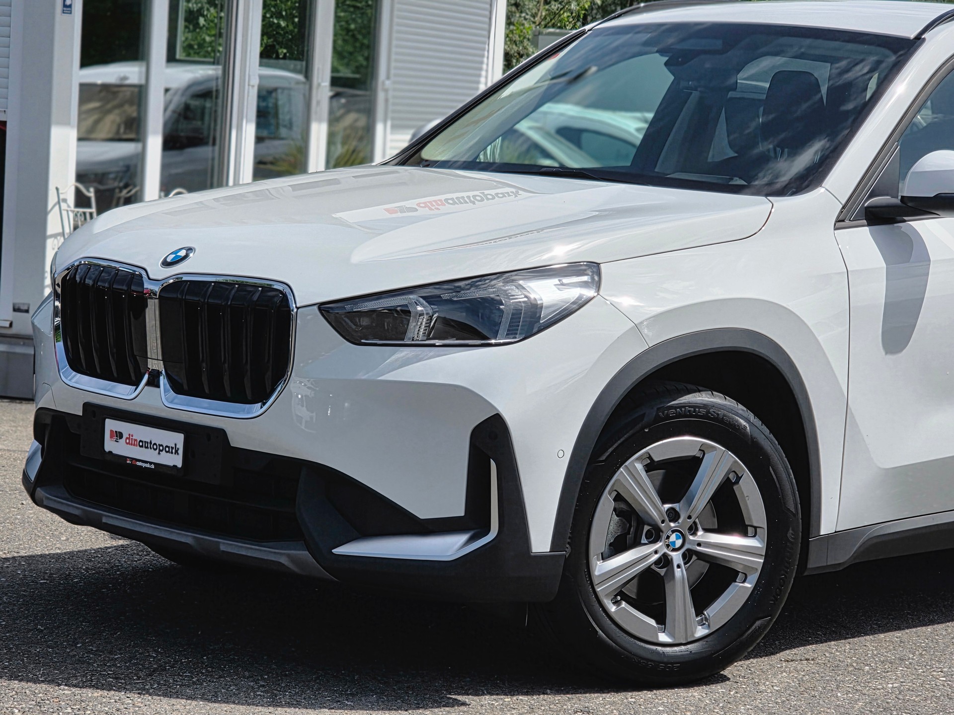 BMW X1 xDrive20d 48V | 2023 | 4x4 | Top Ausstattung | CH-Fahrzeug-image-1