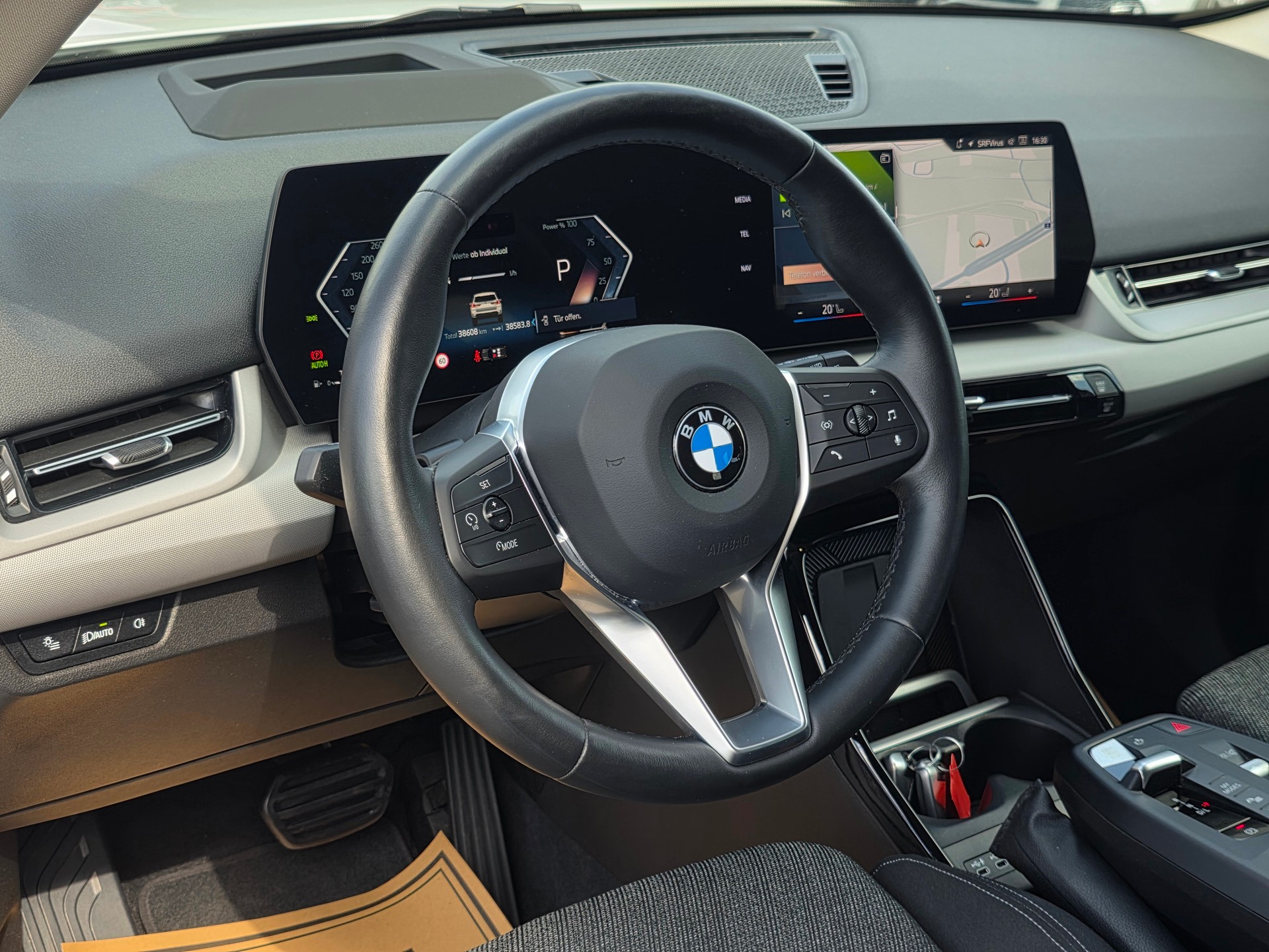 BMW X1 xDrive20d 48V | 2023 | 4x4 | Top Ausstattung | CH-Fahrzeug-image-11
