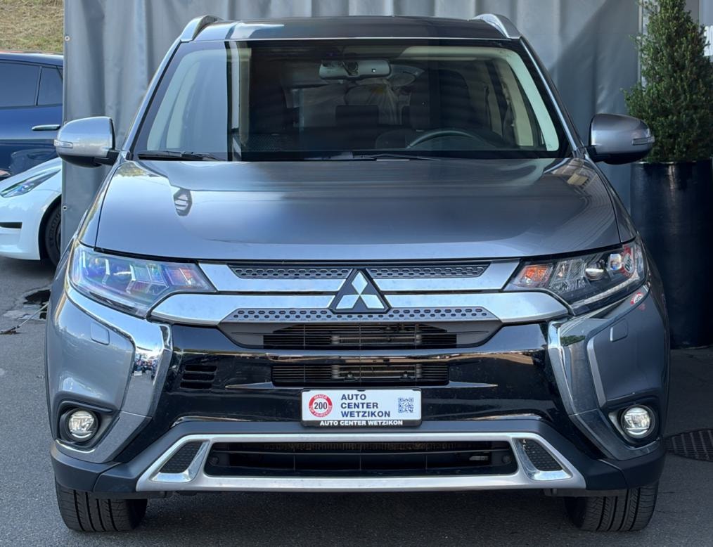 MITSUBISHI Outlander 2.0 Value 4WD CVT-image-0