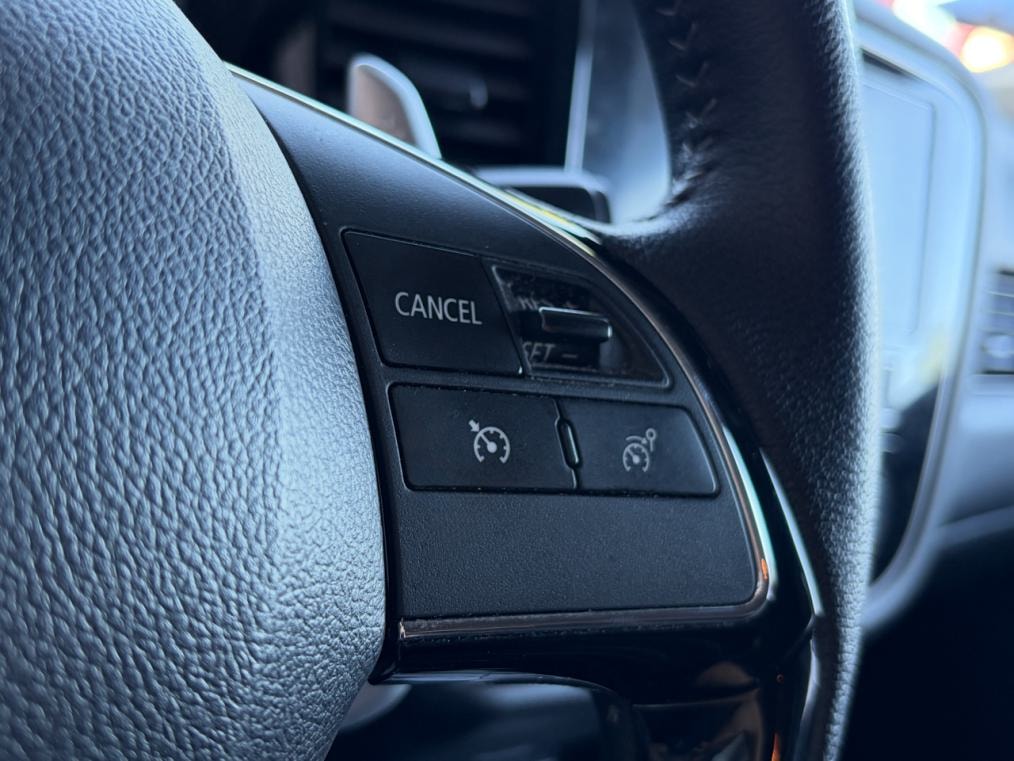 MITSUBISHI Outlander 2.0 Value 4WD CVT-image-4