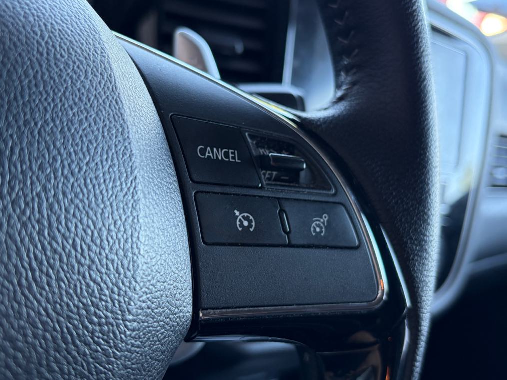 MITSUBISHI Outlander 2.0 Value 4WD CVT-image-4