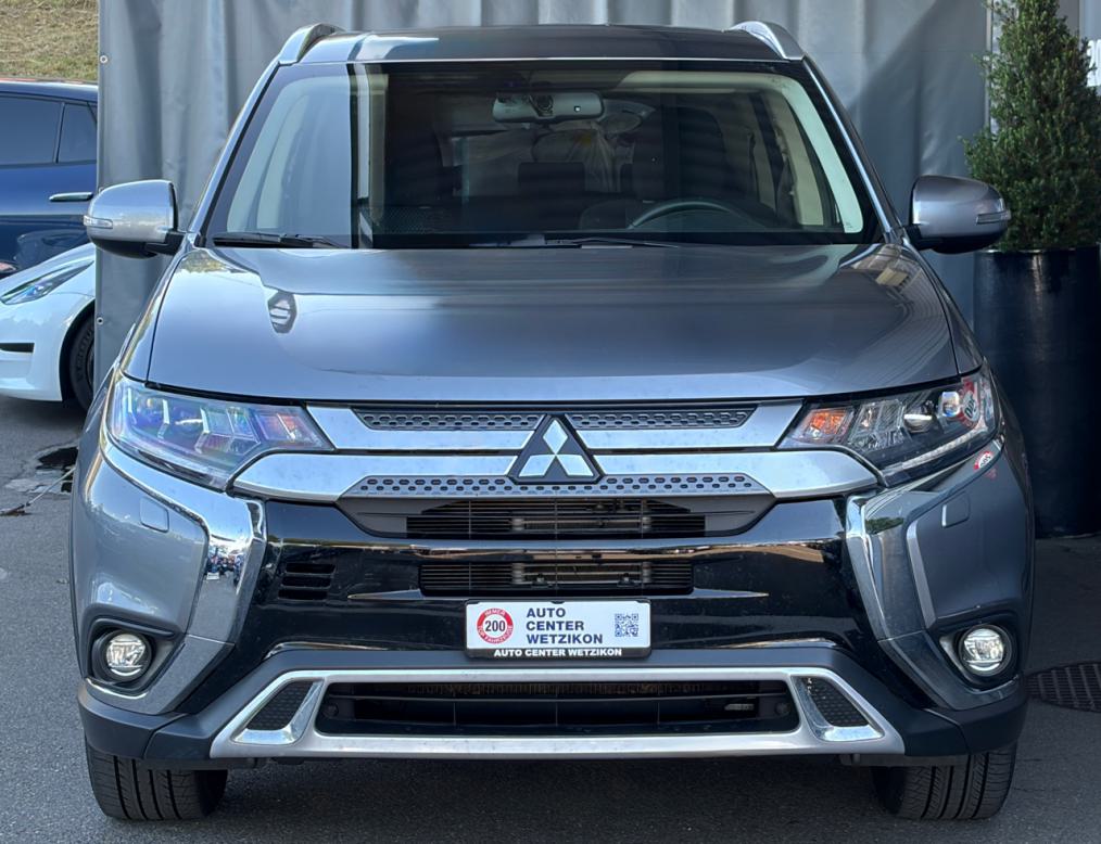 MITSUBISHI Outlander 2.0 Value 4WD CVT