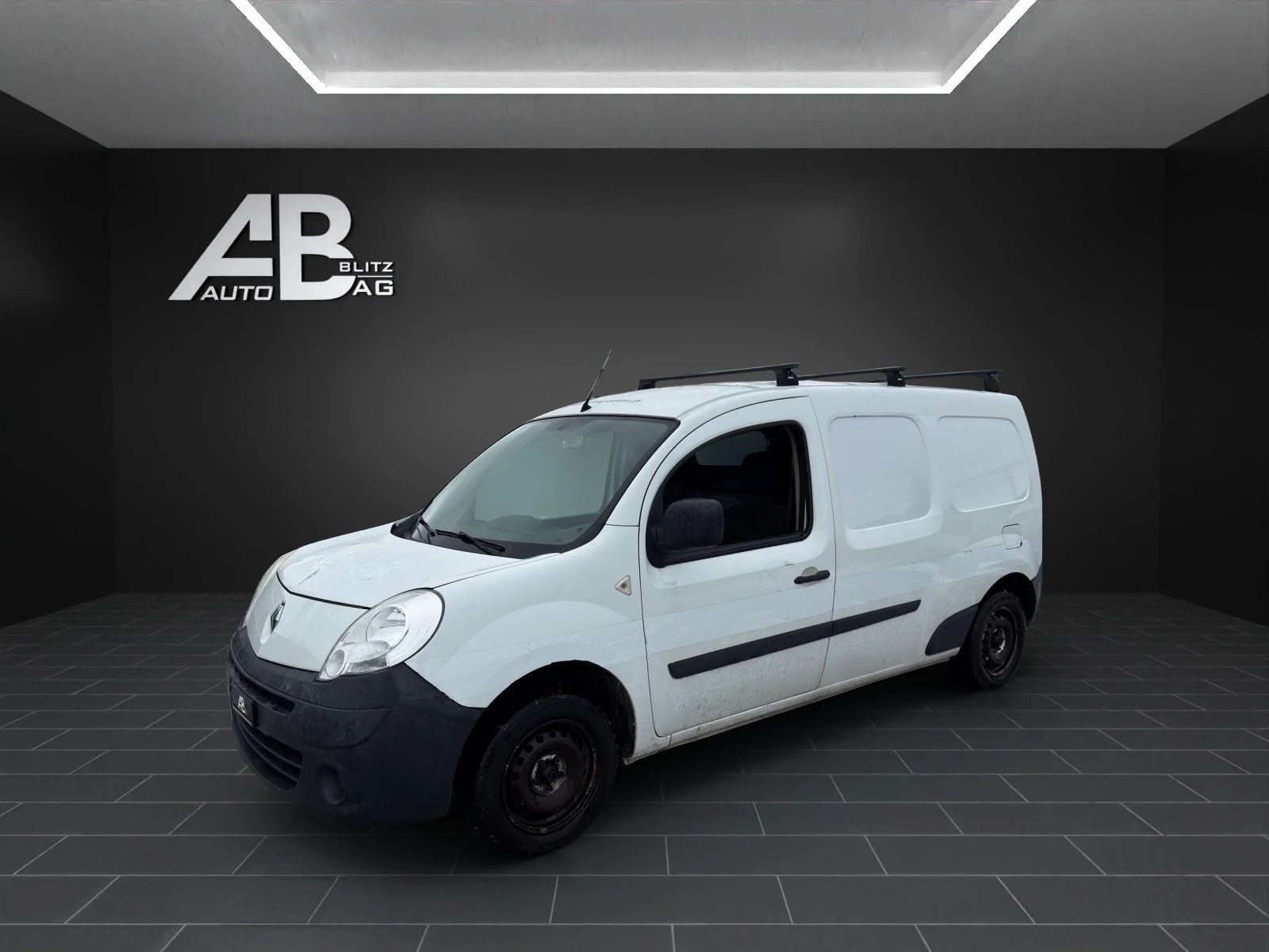 RENAULT Kangoo Maxi dCi 90-image-1