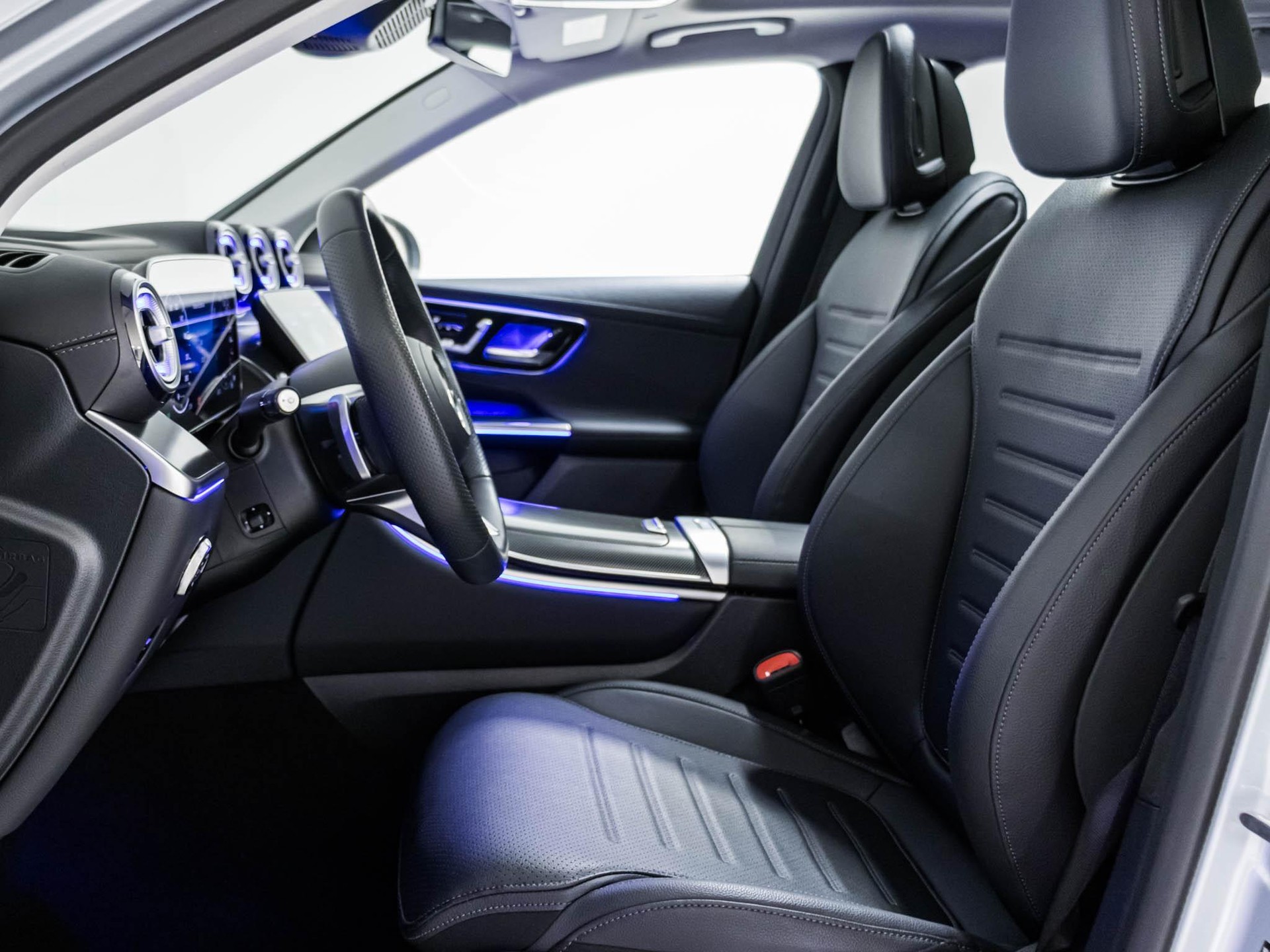 MERCEDES-BENZ GLC 300 e 4MATIC-image-6
