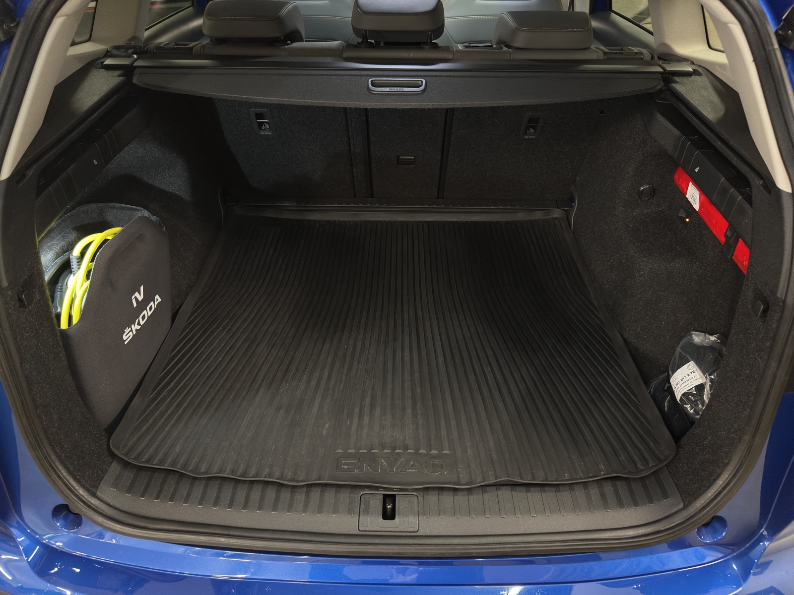 SKODA Enyaq iV 60-image-12