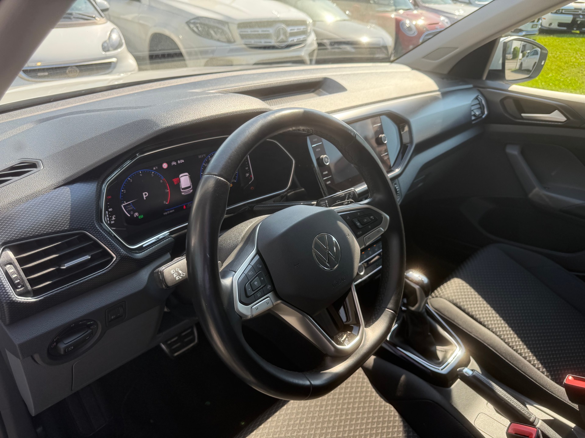 VW T-Cross 1.0 TSI Life Limited DSG-image-13