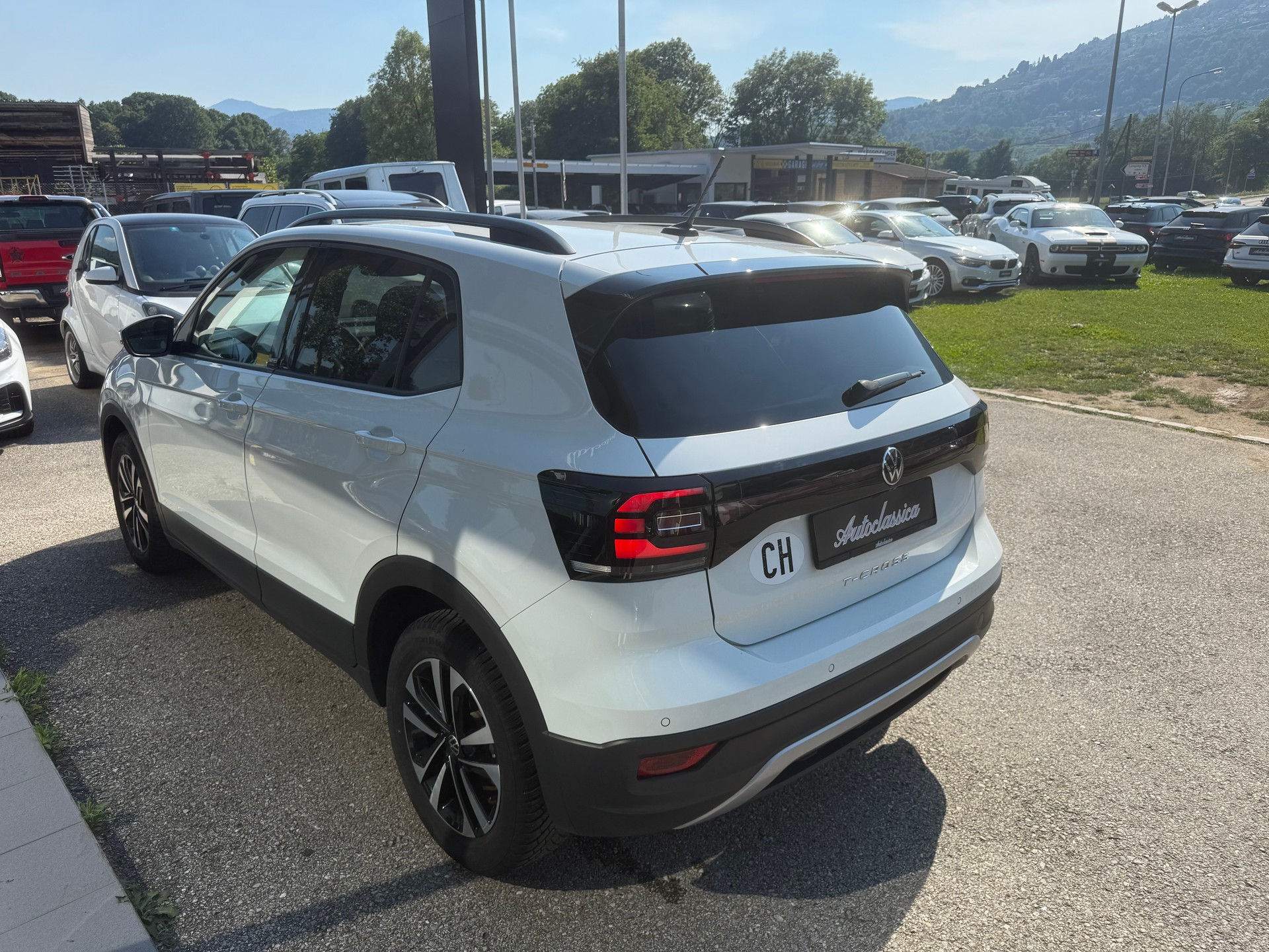VW T-Cross 1.0 TSI Life Limited DSG-image-6
