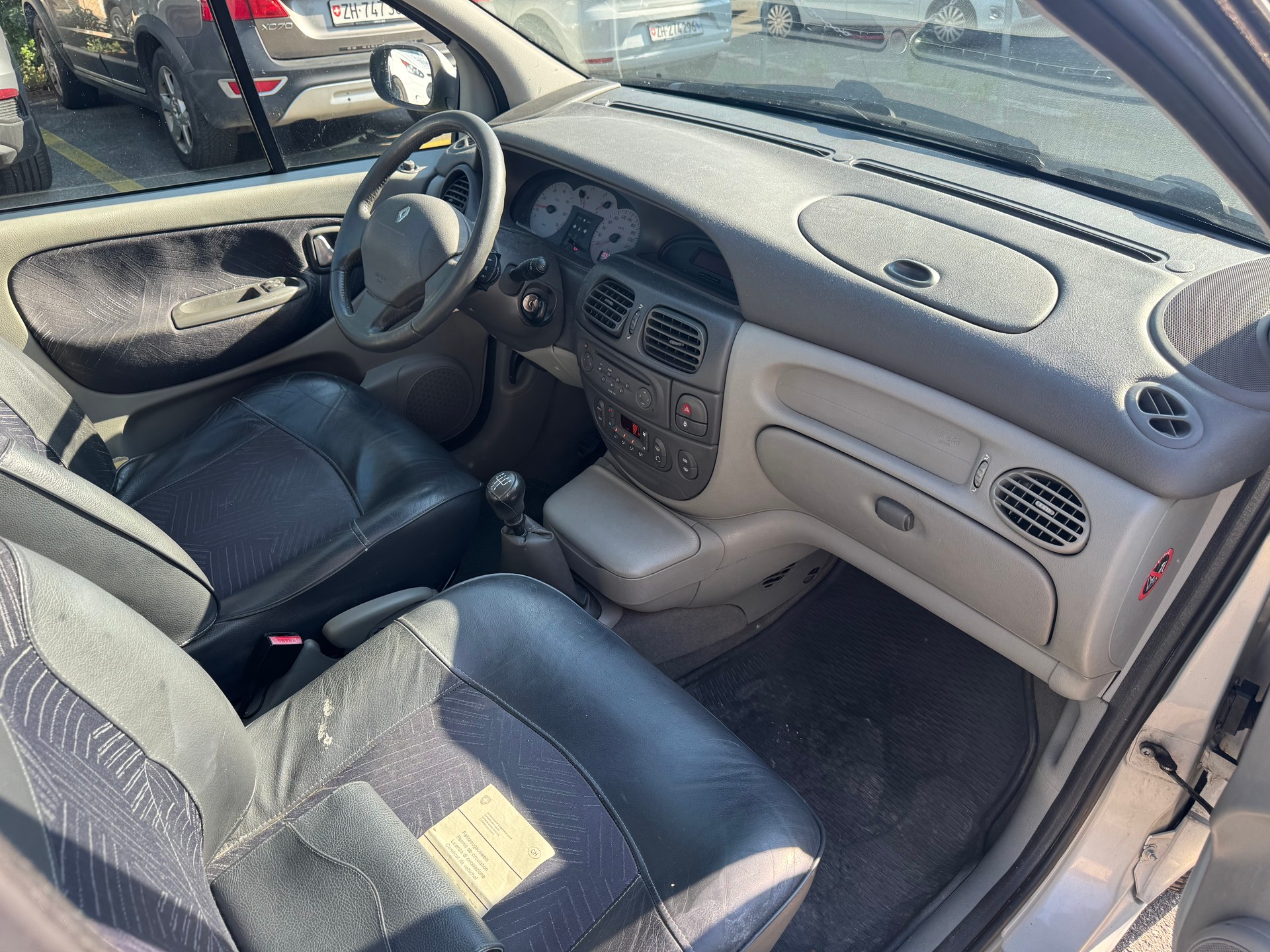 RENAULT Scénic 2.0 16V Expression-image-7