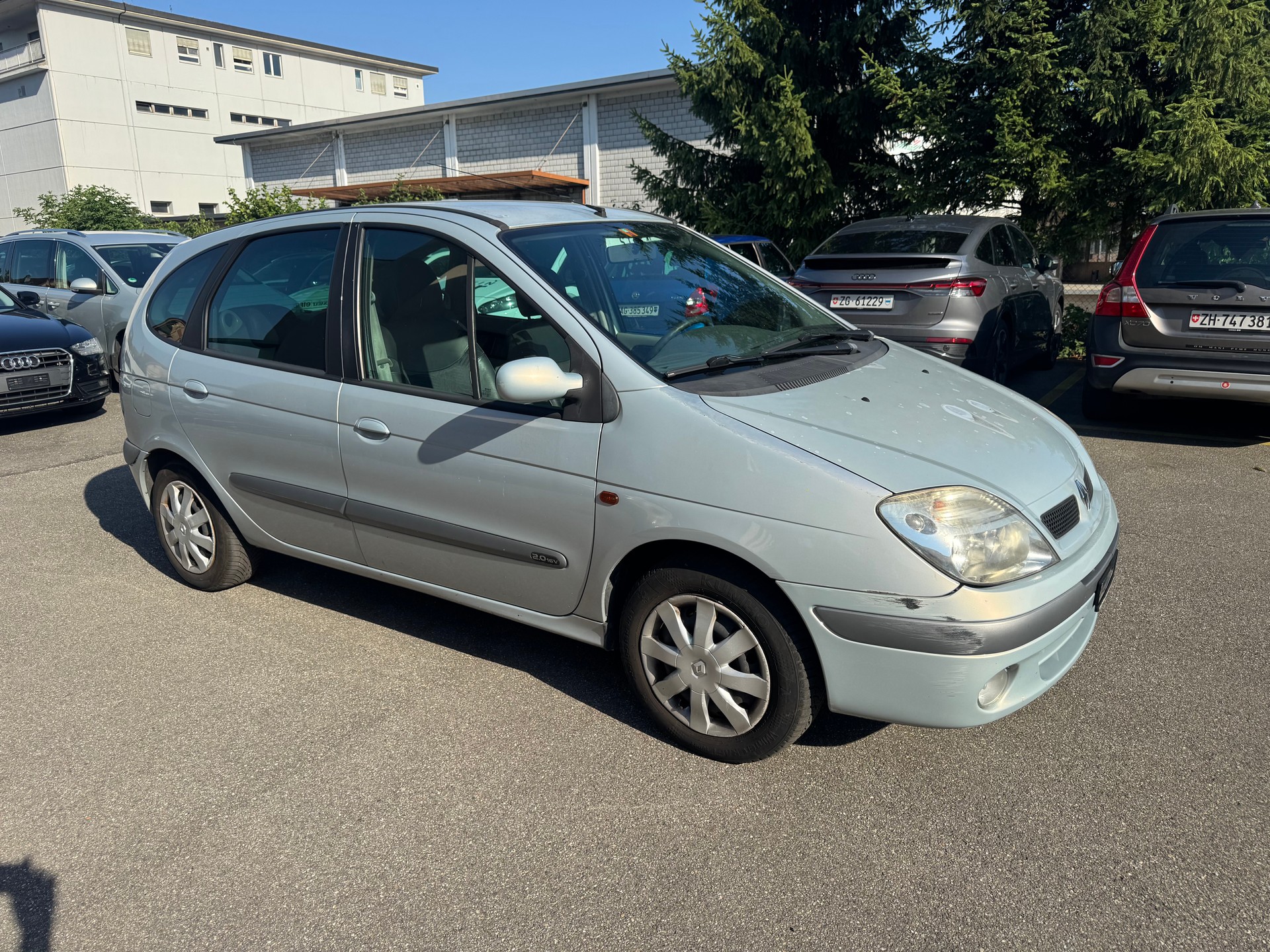 RENAULT Scénic 2.0 16V Expression-image-1