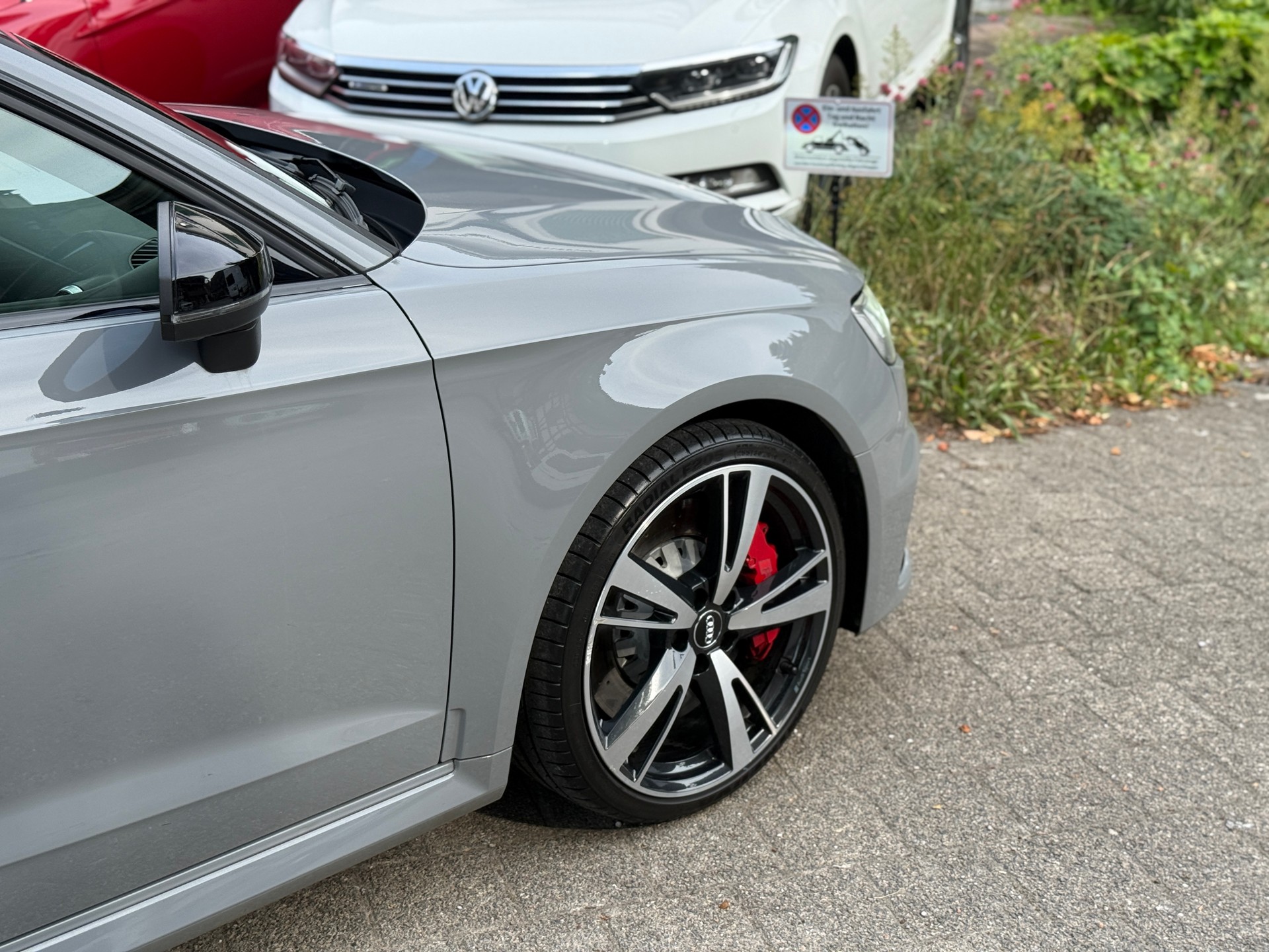 AUDI RS3 Sportback 2.5 TSI quattro S-tronic-image-9