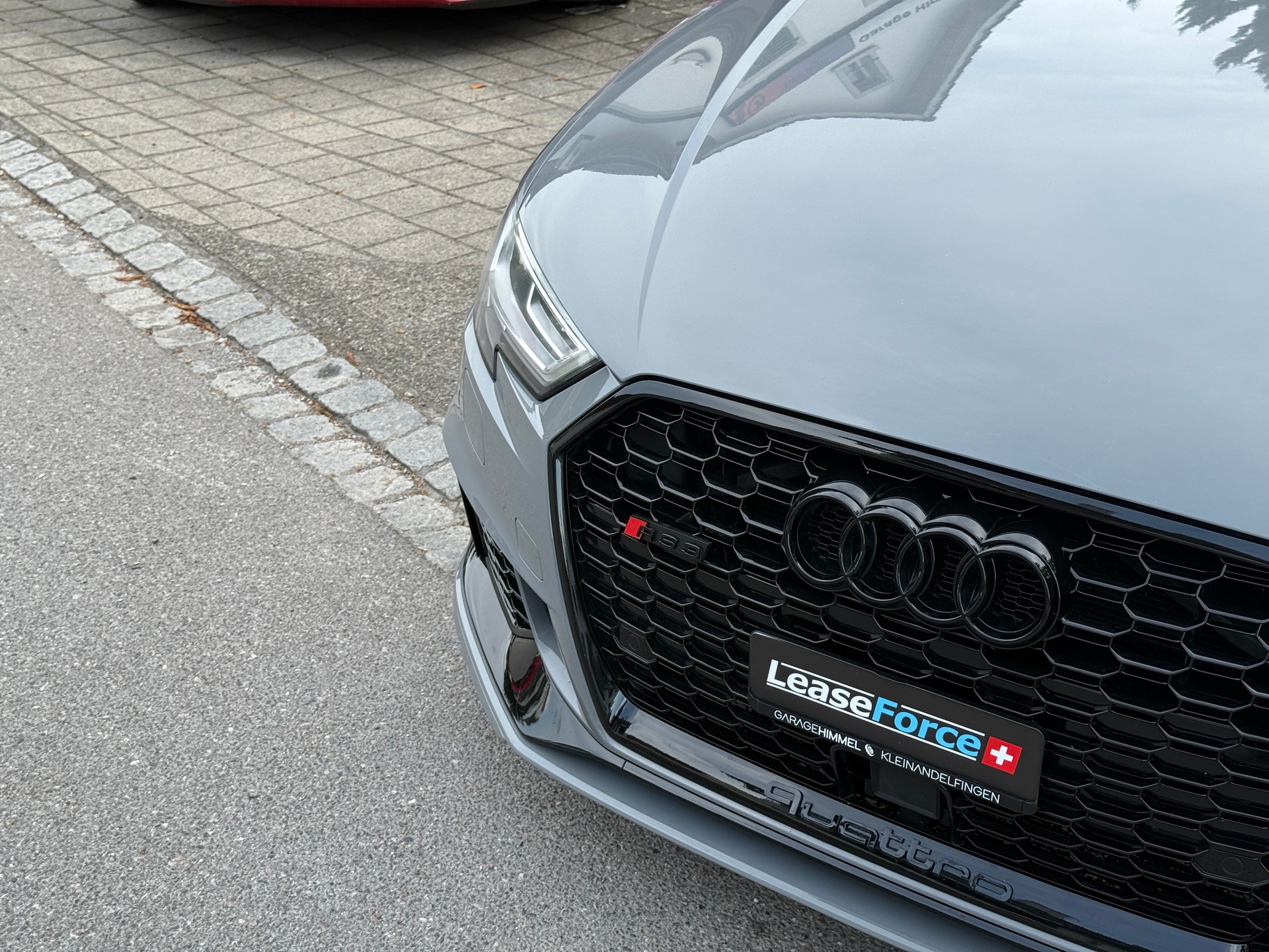 AUDI RS3 Sportback 2.5 TSI quattro S-tronic-image-1
