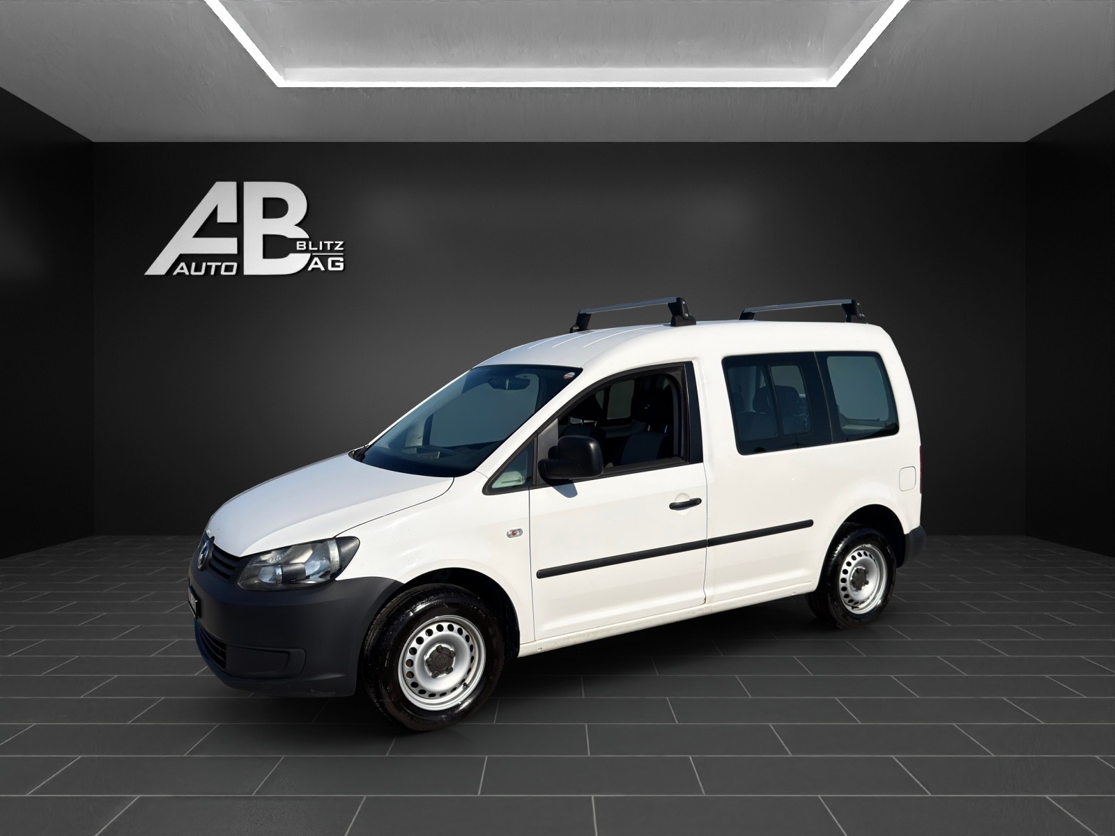 VW Caddy 1.2 TSI Entry-image-1