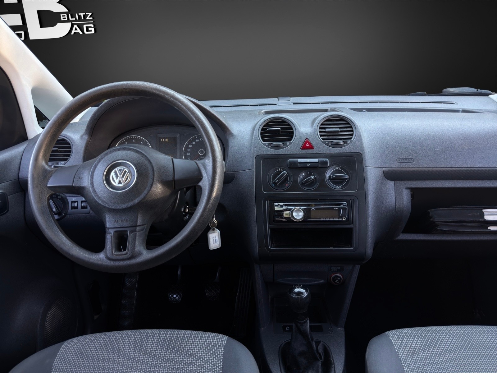 VW Caddy 1.2 TSI Entry-image-10