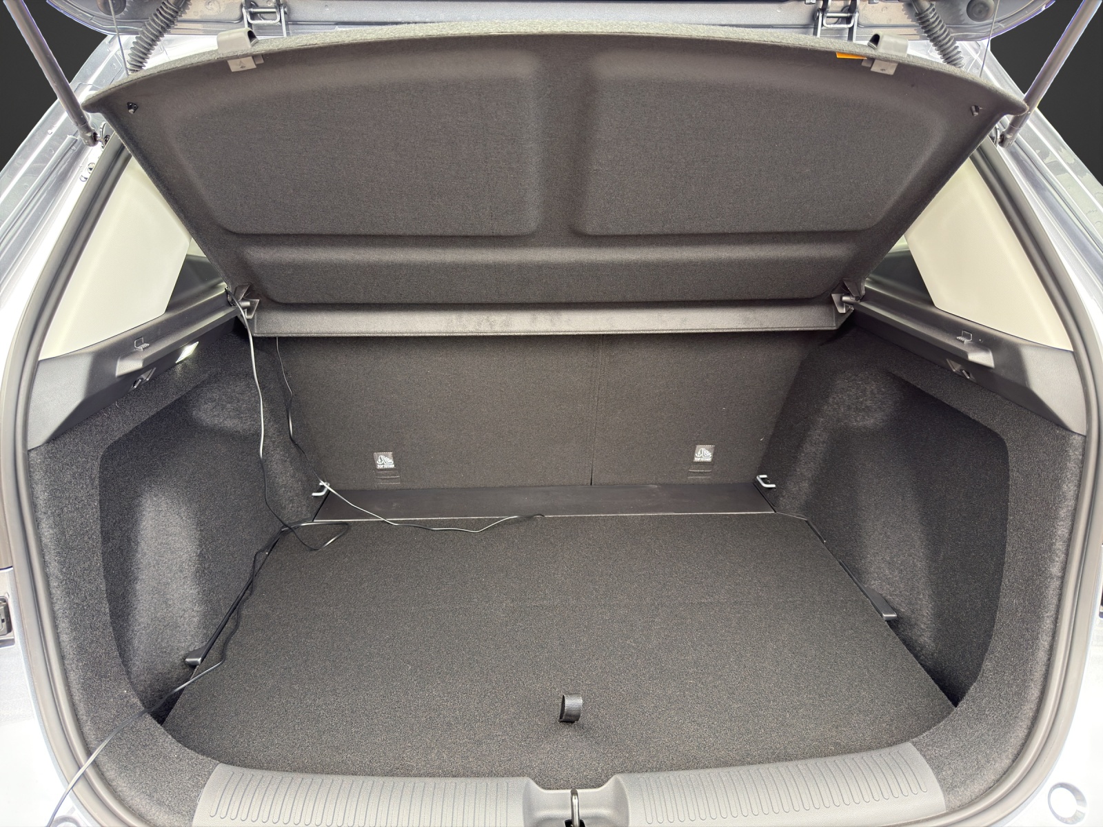 MG ZS 1.5 Hybrid+ Luxury-image-10
