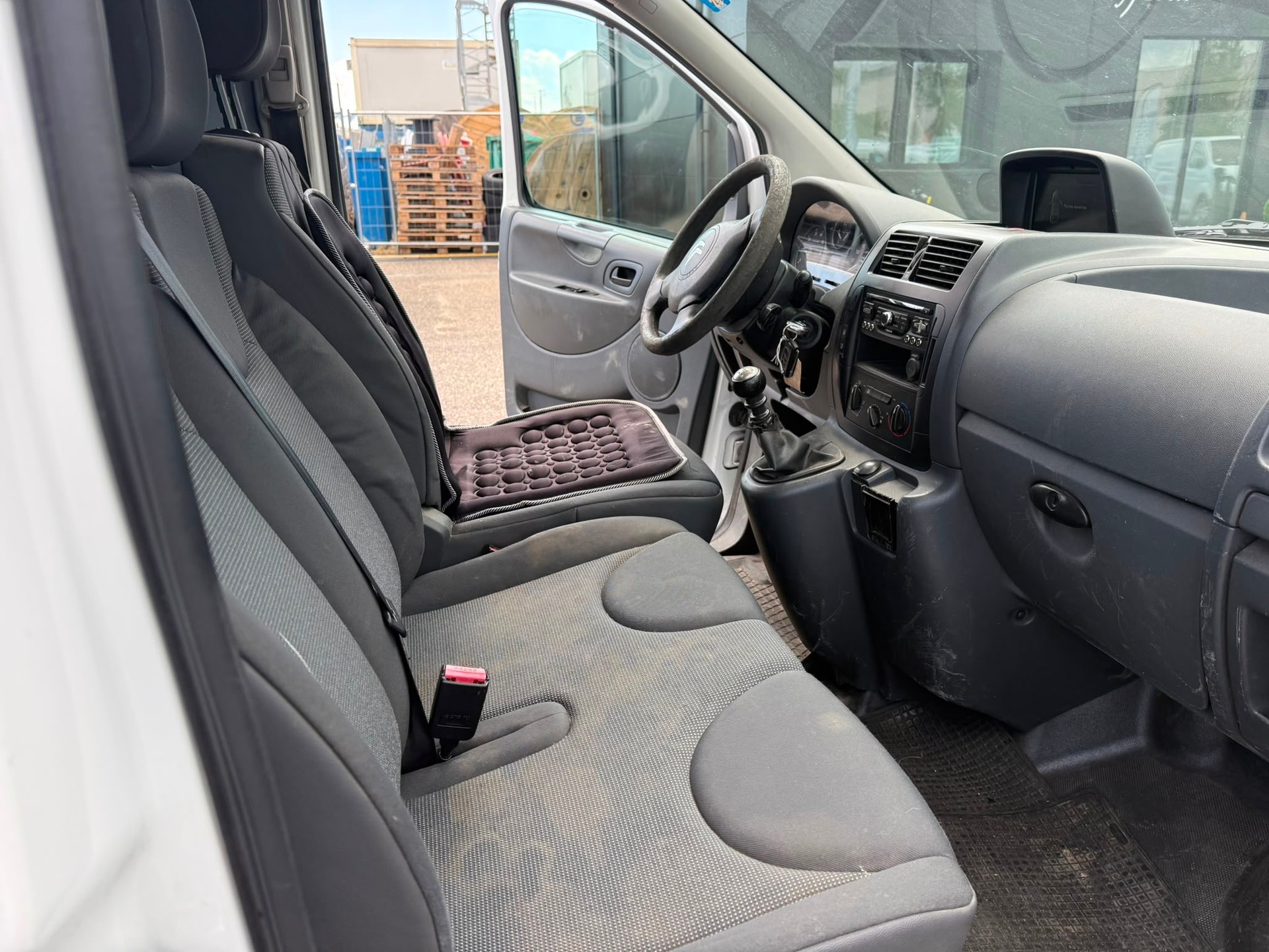 CITROEN Jumpy 2.0 HDi 12 L2H1-image-7