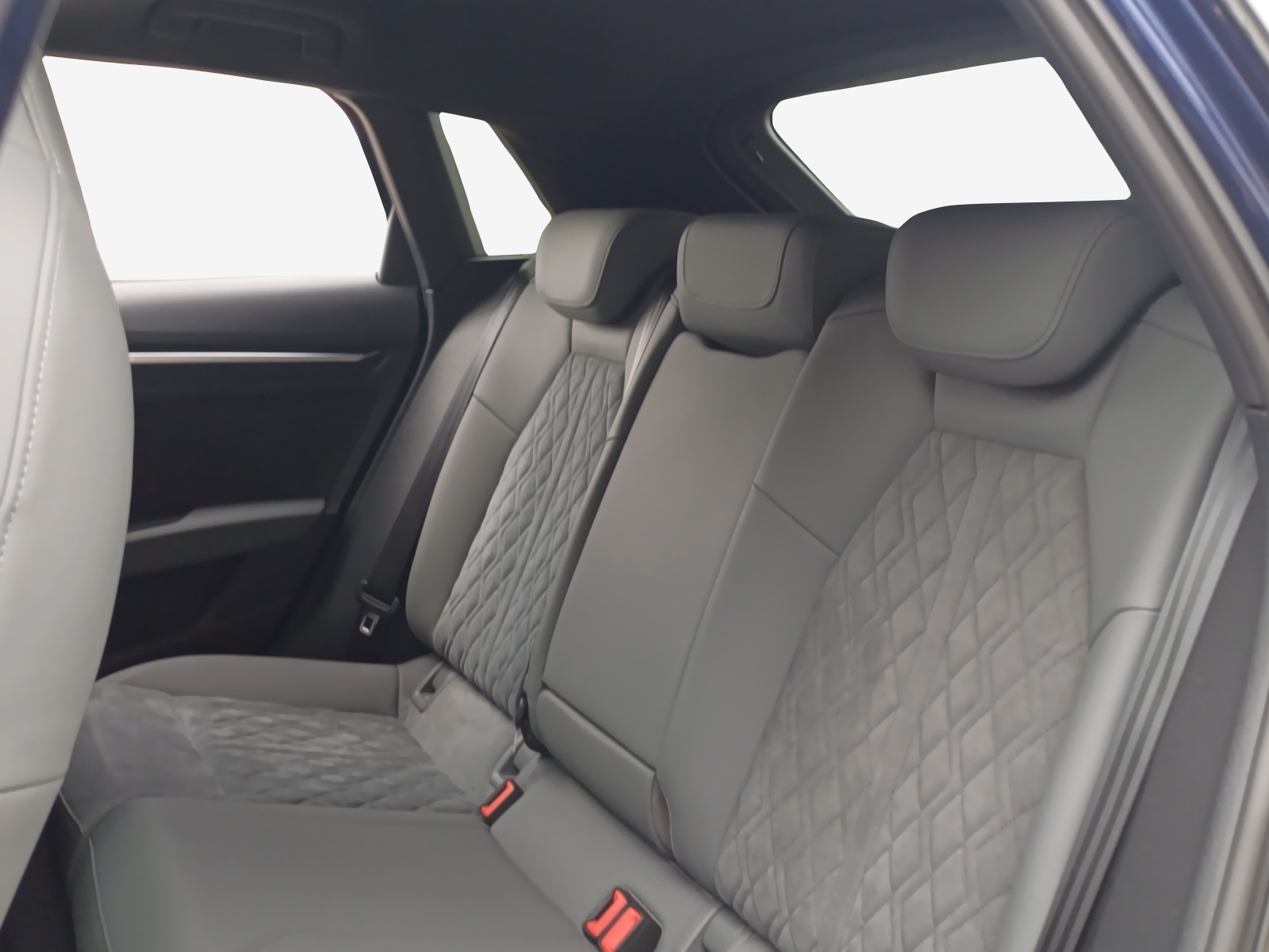 AUDI A3 Sportback 35 TFSI S line Attraction S-tronic-image-11
