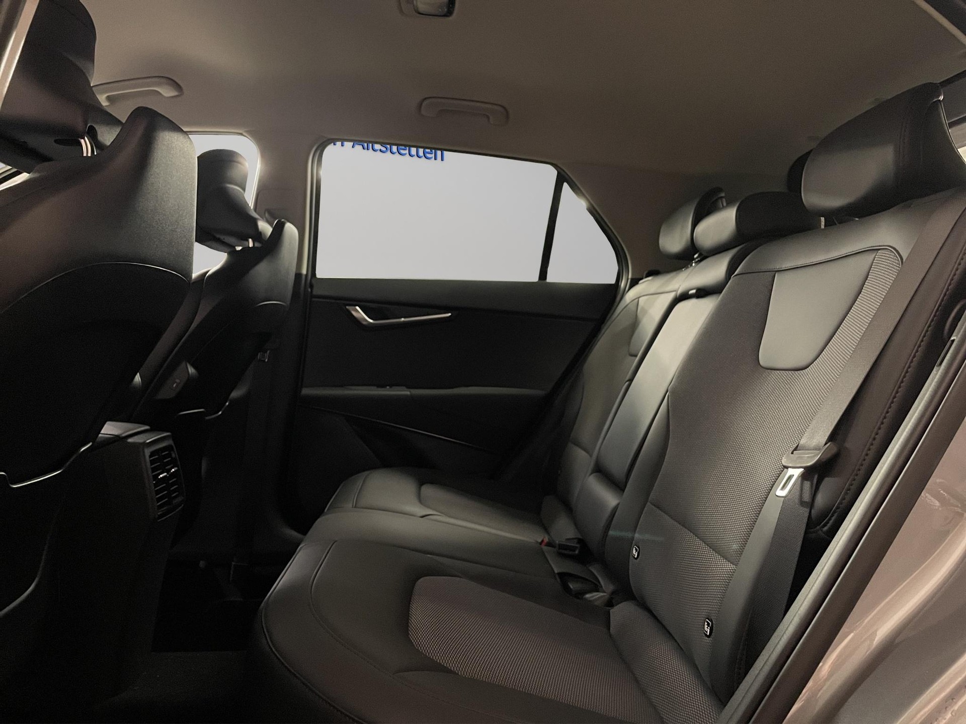 KIA Niro 1.6 GDi Plug-in Hybrid Power Edition-image-7