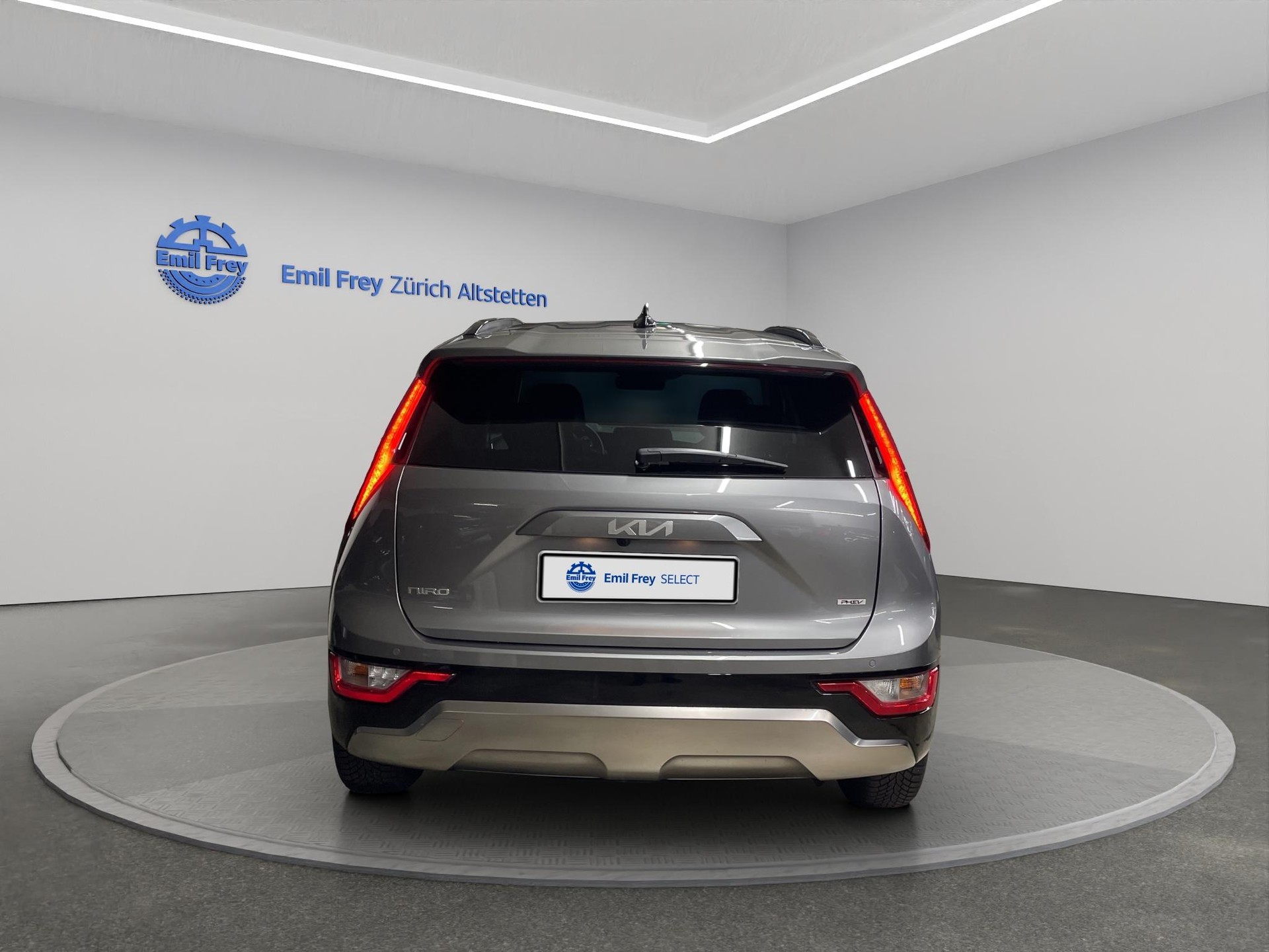 KIA Niro 1.6 GDi Plug-in Hybrid Power Edition-image-4