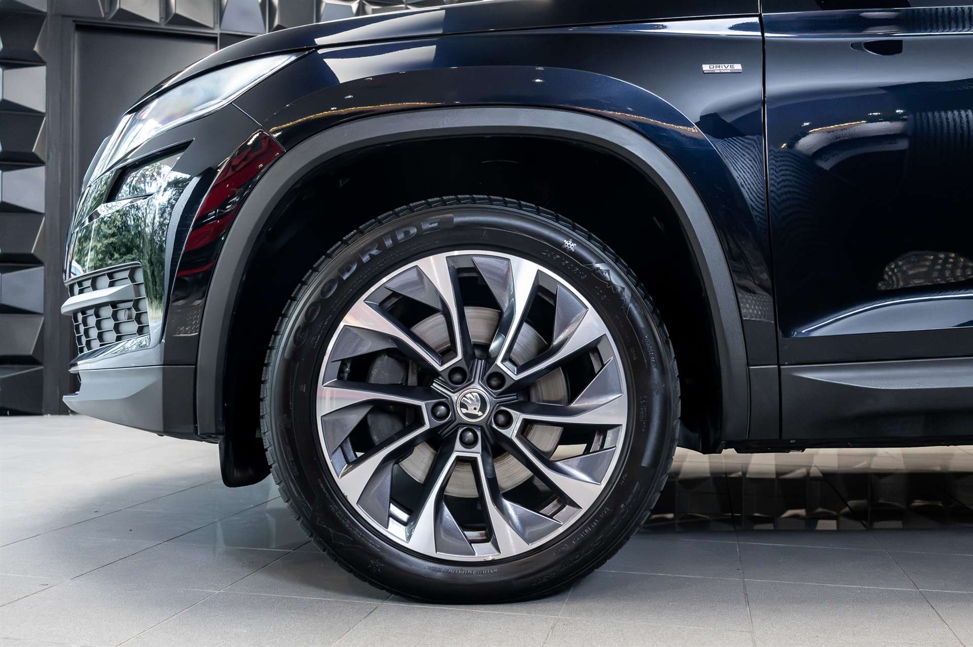 SKODA Kodiaq 2.0 TSI DSG Drive 4x4-image-30
