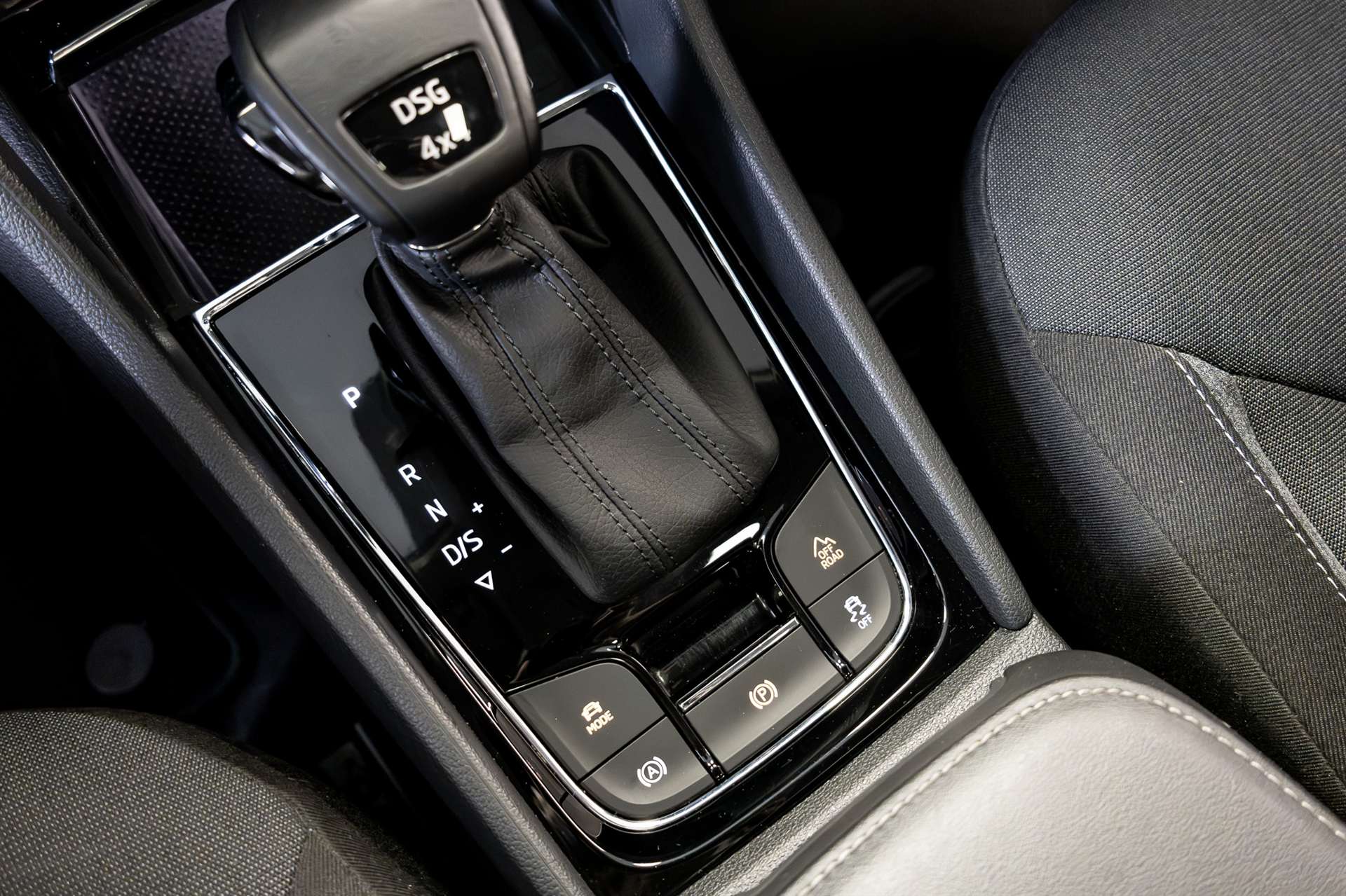 SKODA Kodiaq 2.0 TSI DSG Drive 4x4-image-23