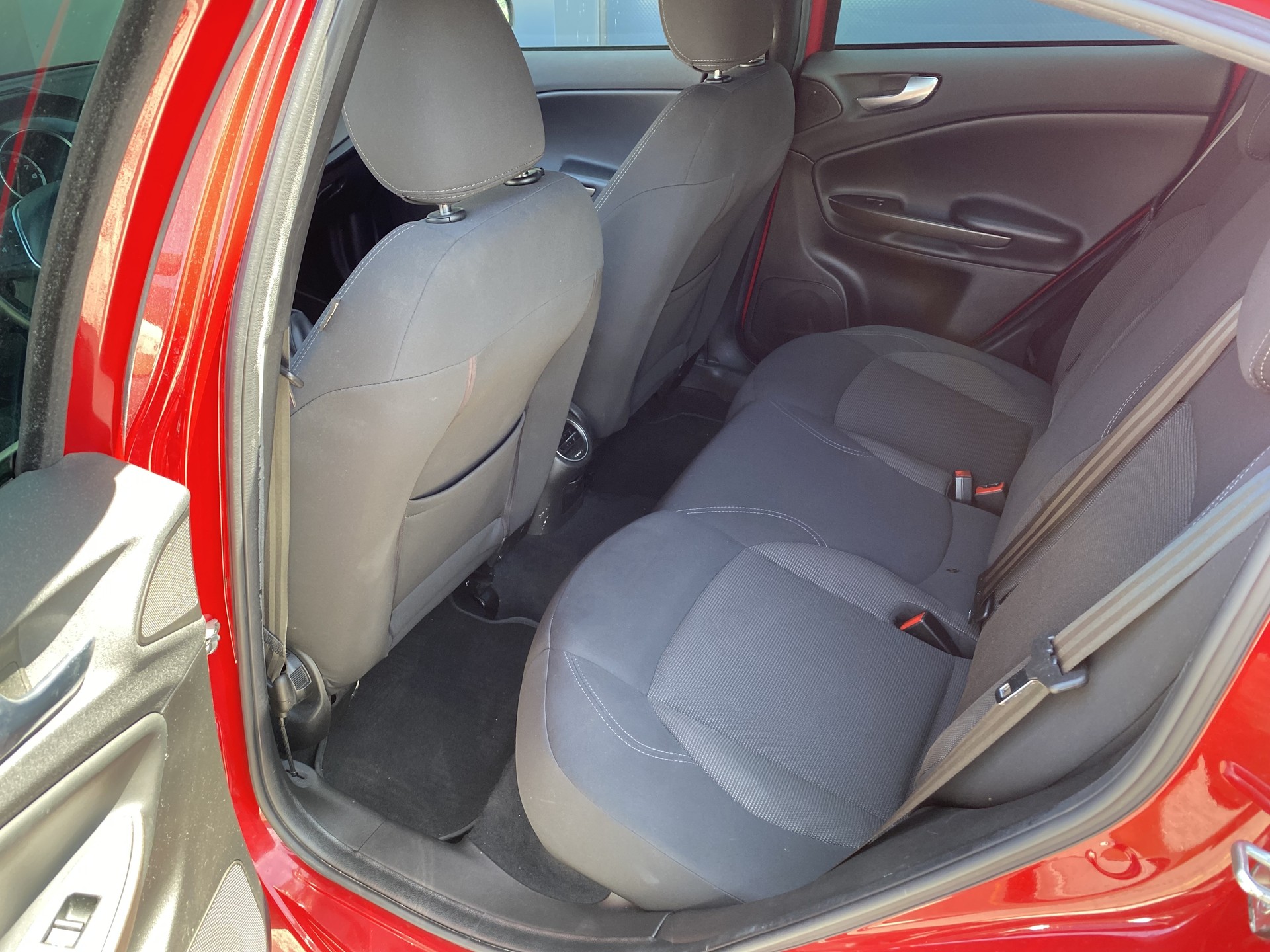 ALFA ROMEO Giulietta 1.4 MultiAir Distinctive TCT-image-18