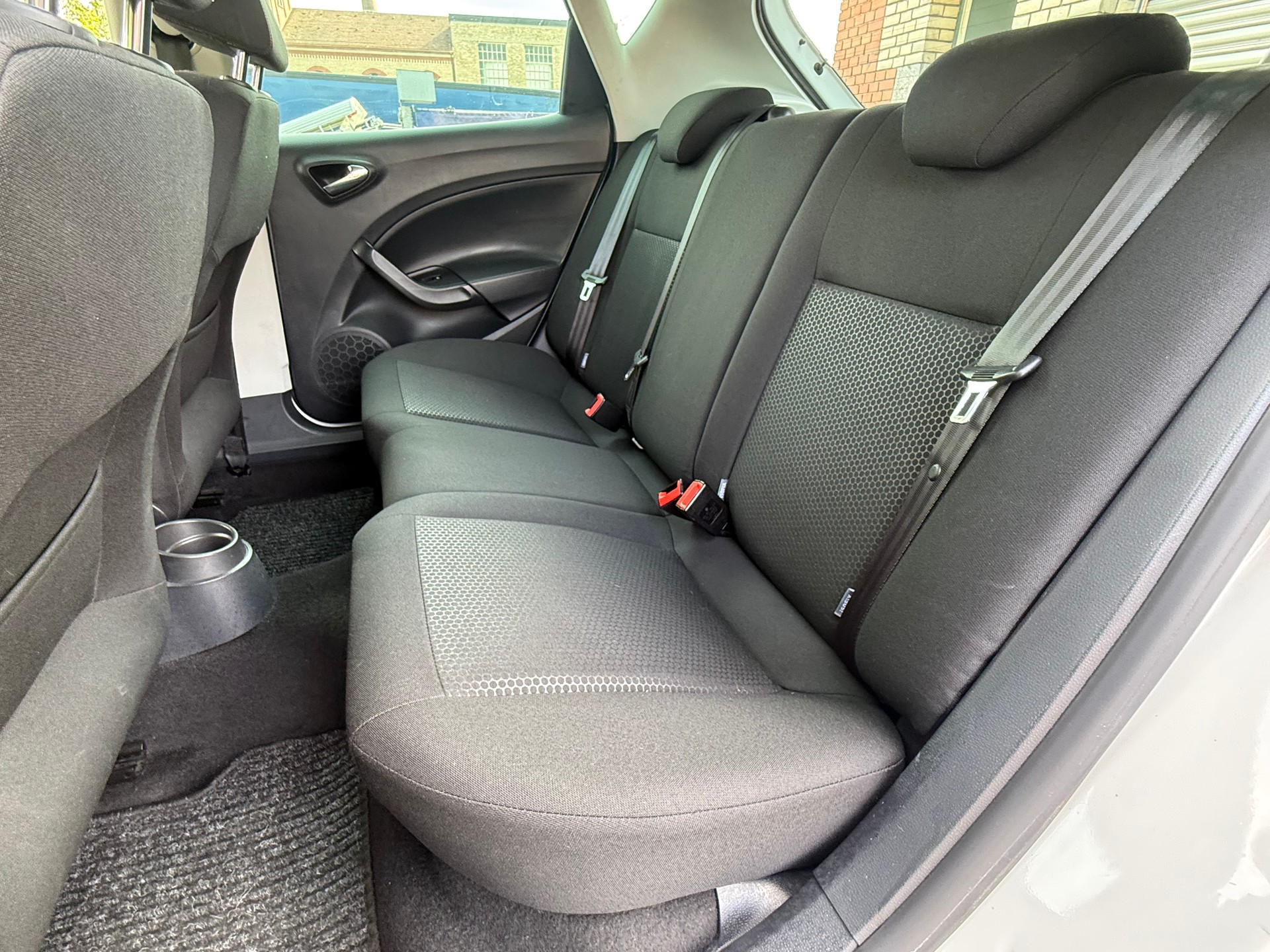 SEAT Ibiza 1.2 TSI FR-image-14