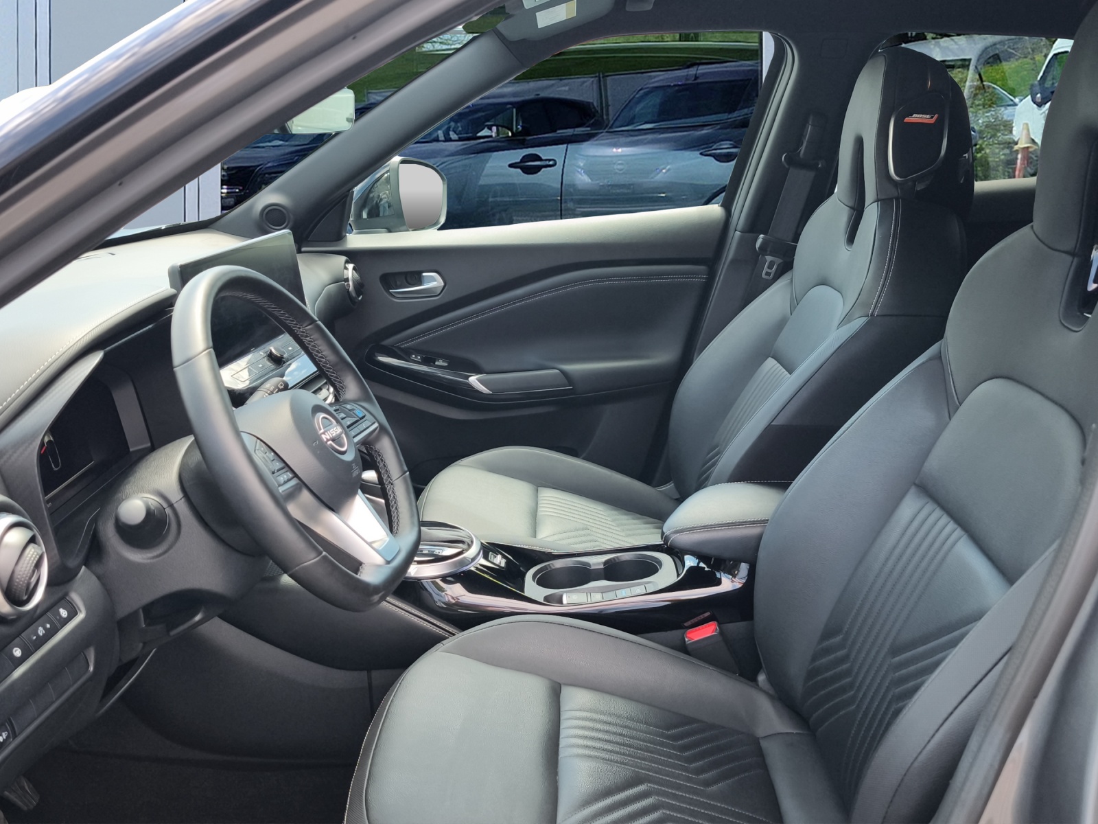 NISSAN Juke 1.6 FHEV Tekna-image-7