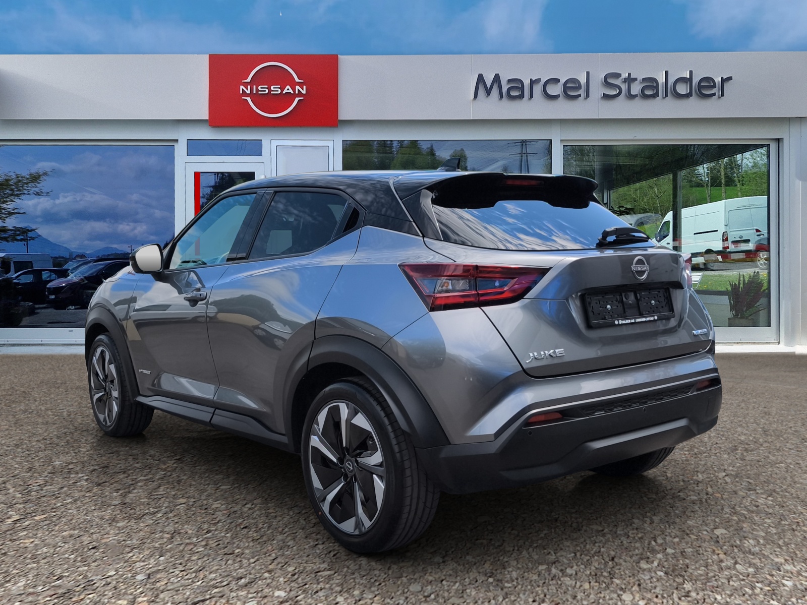 NISSAN Juke 1.6 FHEV Tekna-image-2