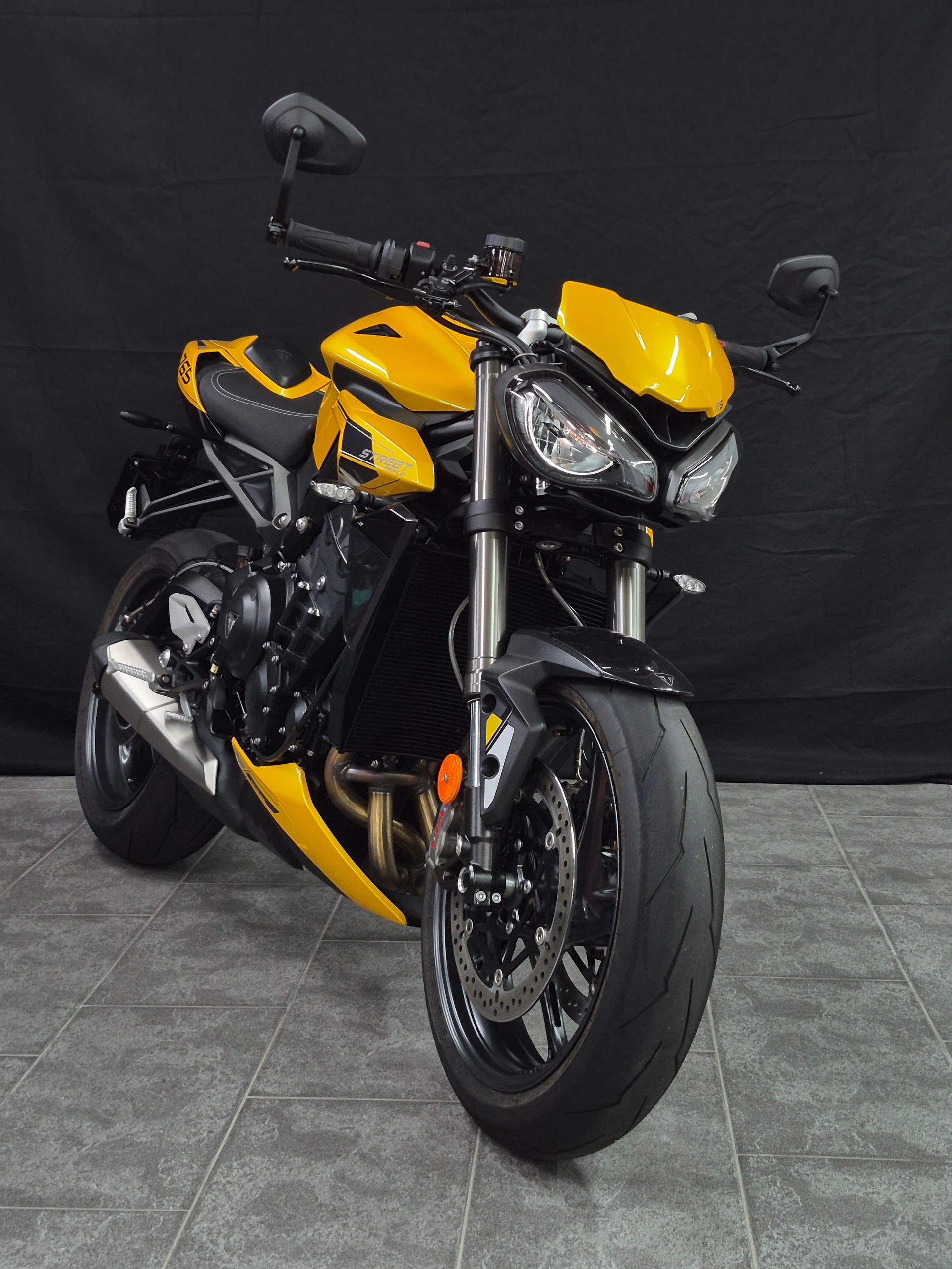 TRIUMPH Street Triple 765 RS-image-12
