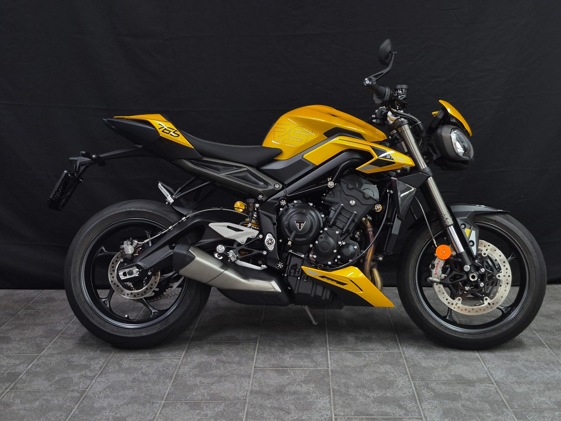 TRIUMPH Street Triple 765 RS-showroom-element-1