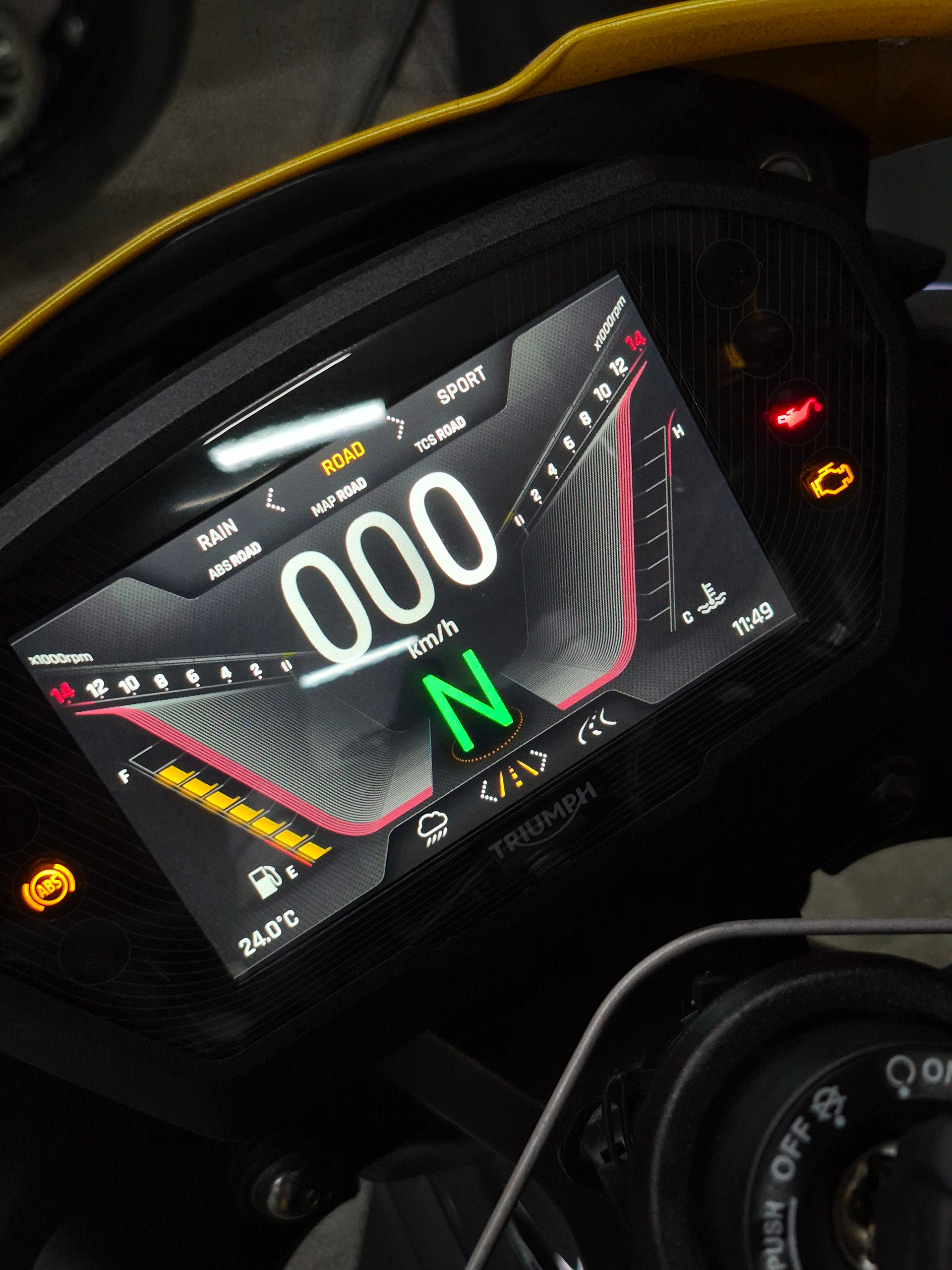 TRIUMPH Street Triple 765 RS-image-13