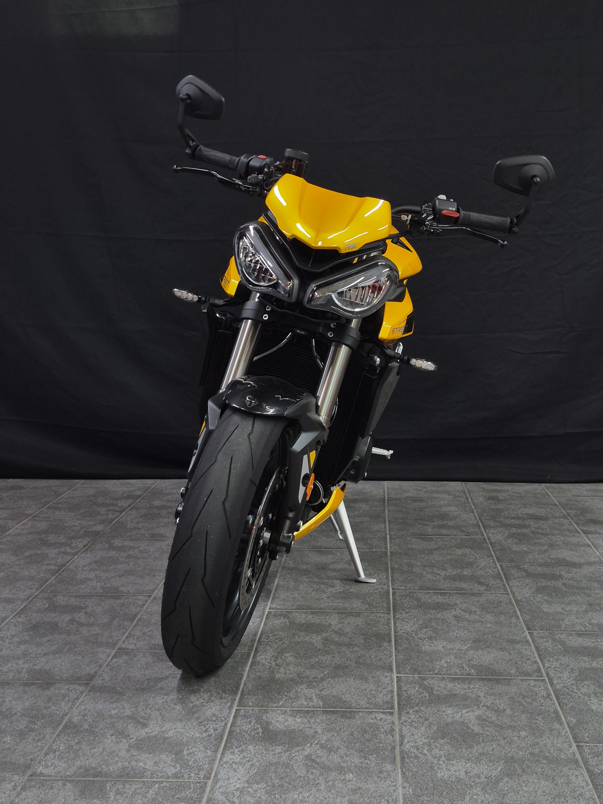 TRIUMPH Street Triple 765 RS-image-9