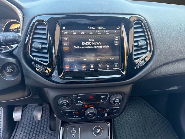 JEEP Compass 1.4 Turbo Night Eagle-image-11