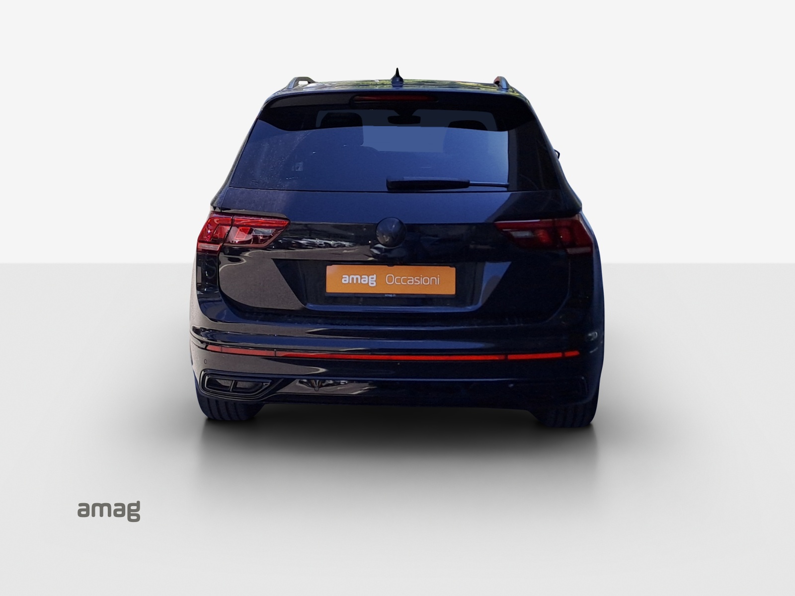 VW Tiguan 2.0TSI R-Line 4Motion DSG-showroom-element-3