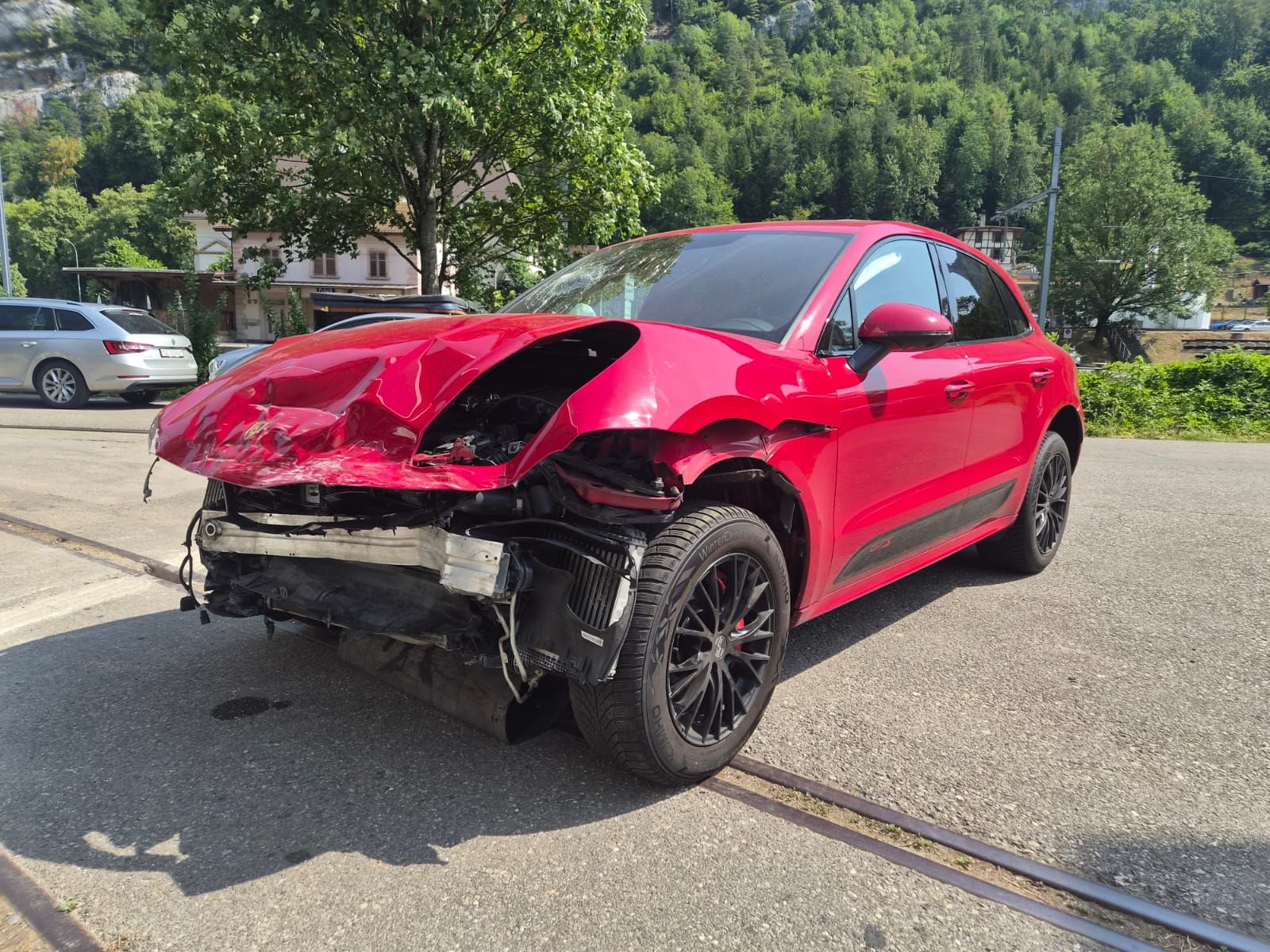 PORSCHE Macan GTS PDK-image-4