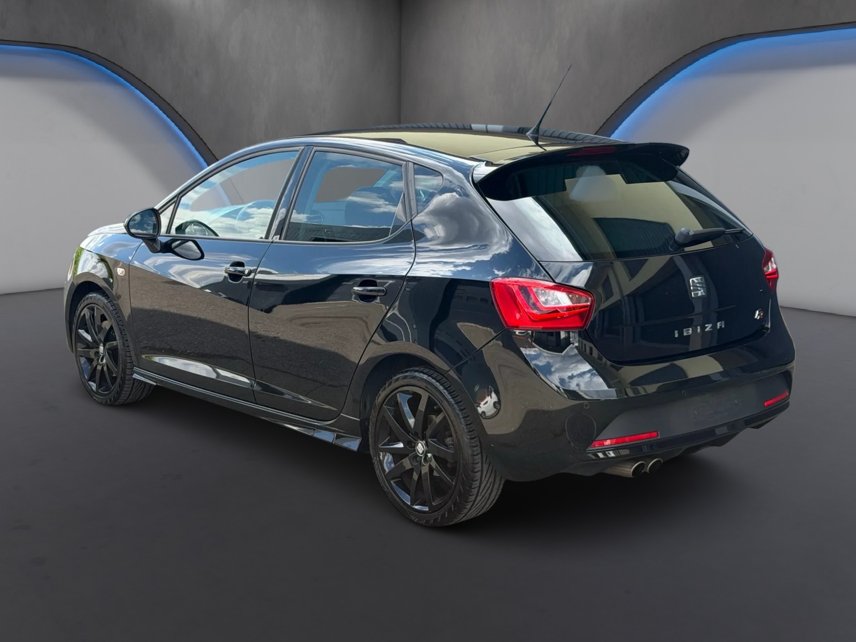 SEAT Ibiza 1.4 TSI FR-showroom-element-3