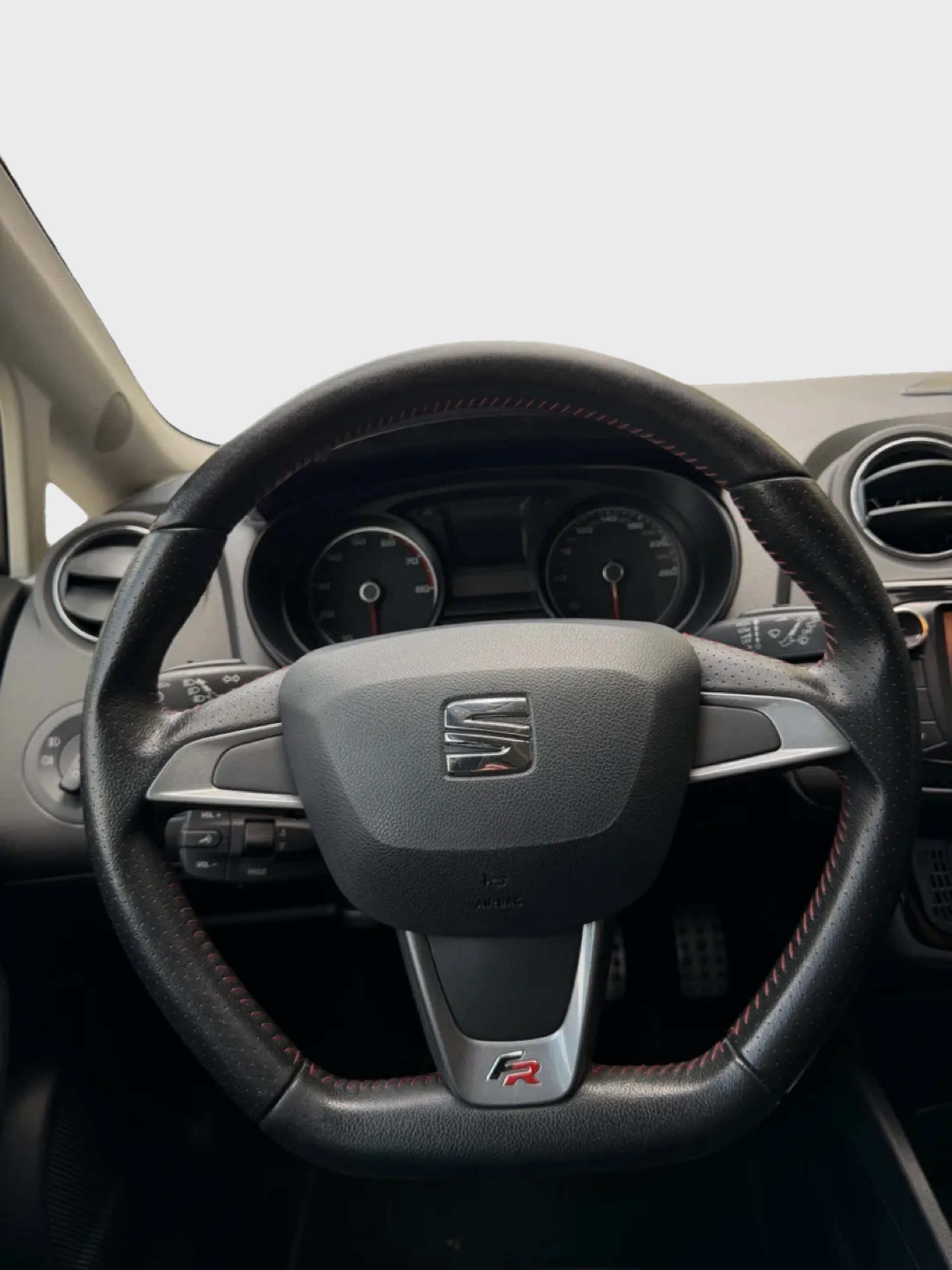 SEAT Ibiza 1.4 TSI FR-image-7